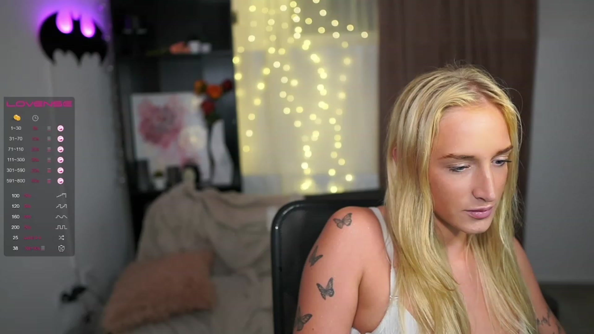 Gallery image thumbnail from NicoletteShea's myfreecams stream on, 08/14/2023, 24:58 image 9 of 20