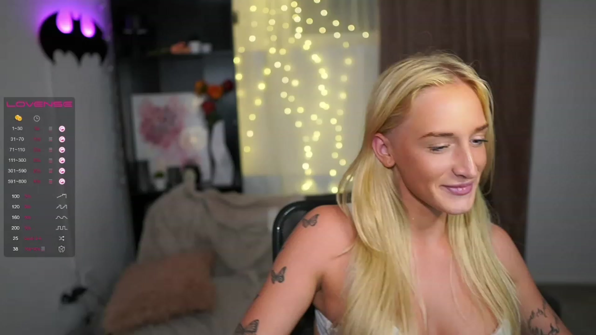 Gallery image thumbnail from NicoletteShea's myfreecams stream on, 08/14/2023, 24:58 image 18 of 20