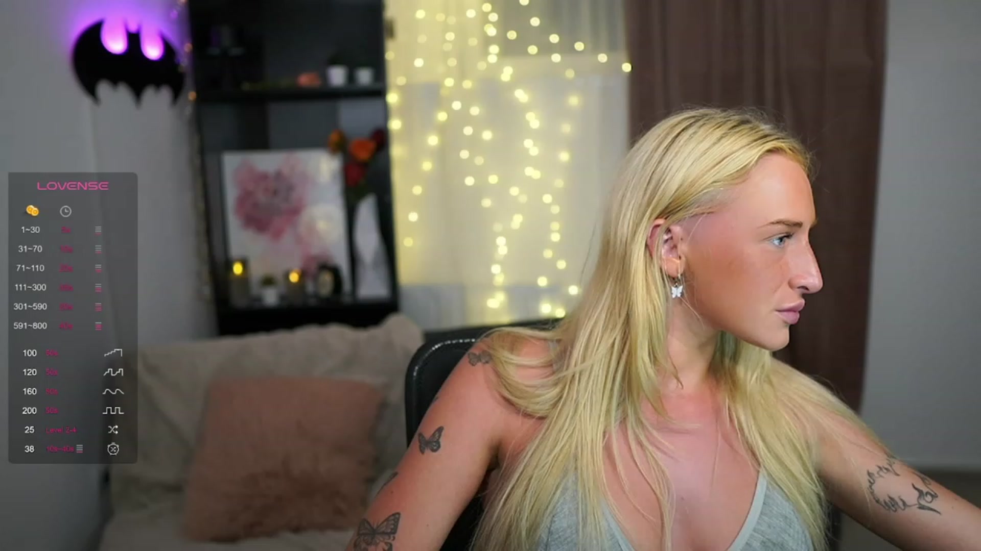 Gallery image thumbnail from NicoletteShea's myfreecams stream on, 08/24/2023, 19:02 image 15 of 20