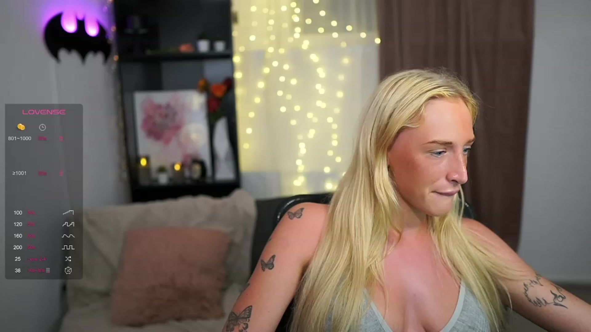 Gallery image thumbnail from NicoletteShea's myfreecams stream on, 08/24/2023, 19:02 image 2 of 20