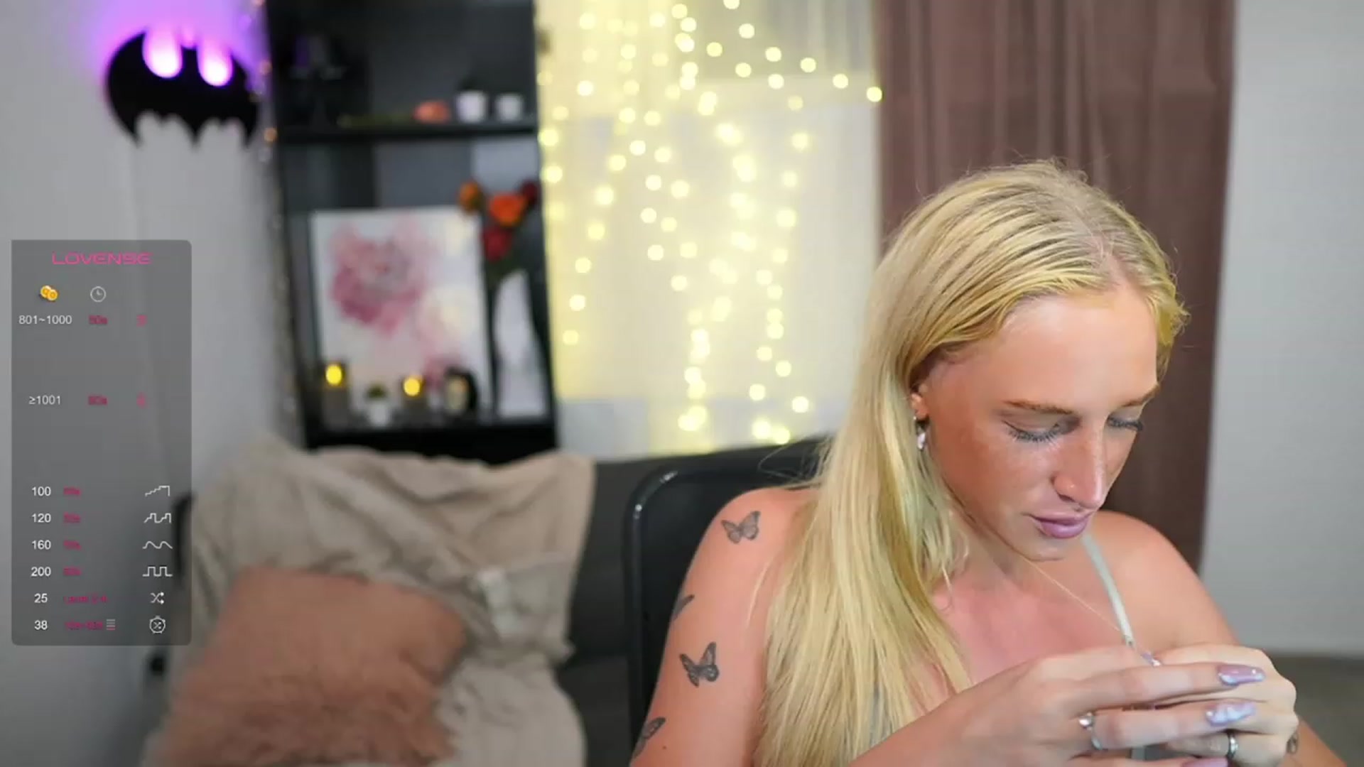 Gallery image thumbnail from NicoletteShea's myfreecams stream on, 08/24/2023, 23:05 image 7 of 20