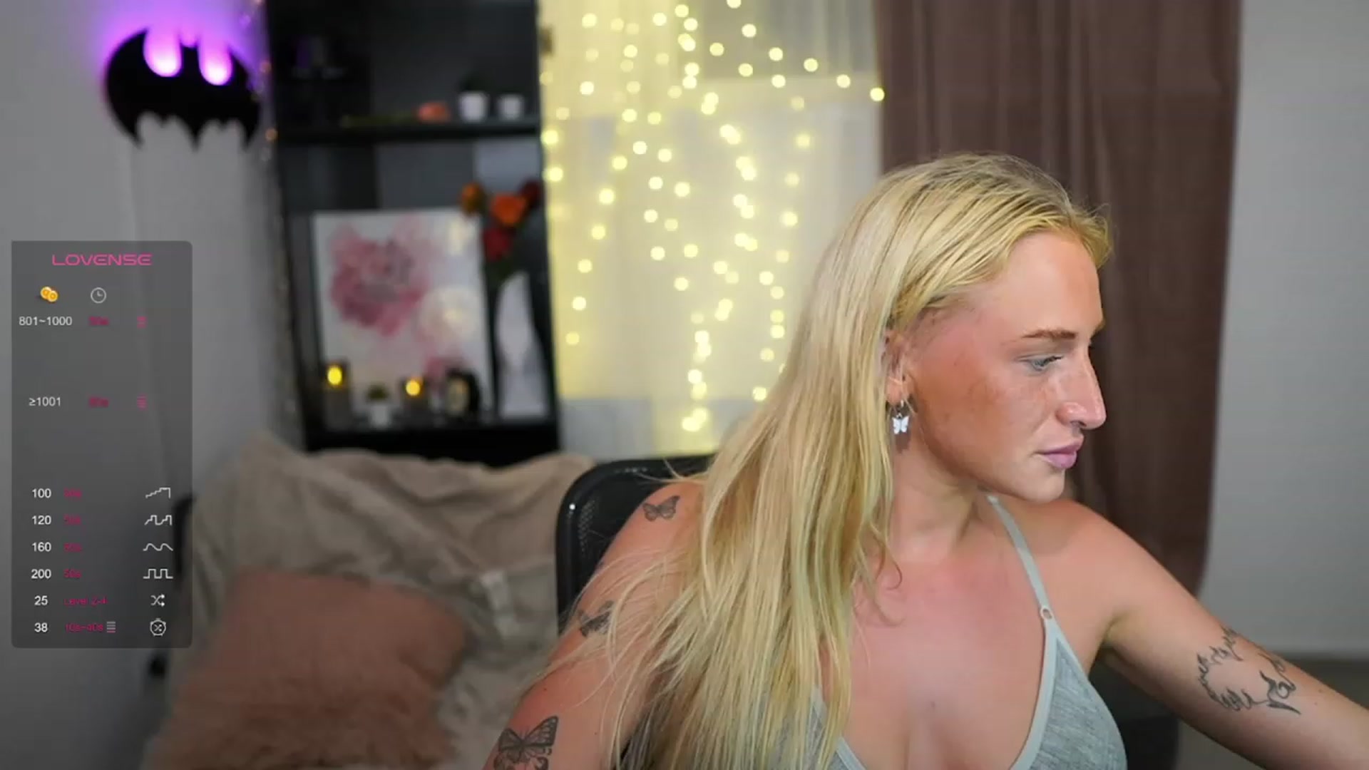 Gallery image thumbnail from NicoletteShea's myfreecams stream on, 08/24/2023, 23:05 image 17 of 20