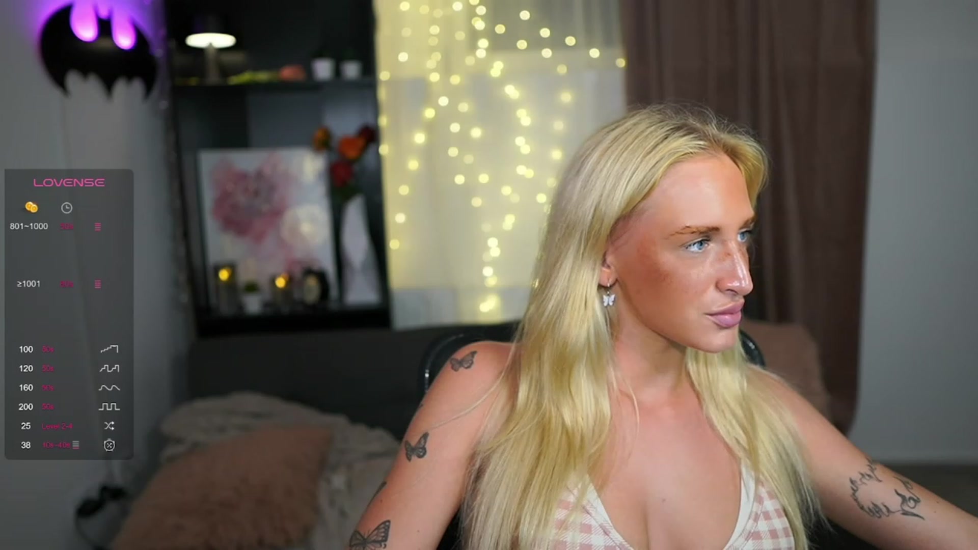 Gallery image thumbnail from NicoletteShea's myfreecams stream on, 08/25/2023, 17:44 image 17 of 20