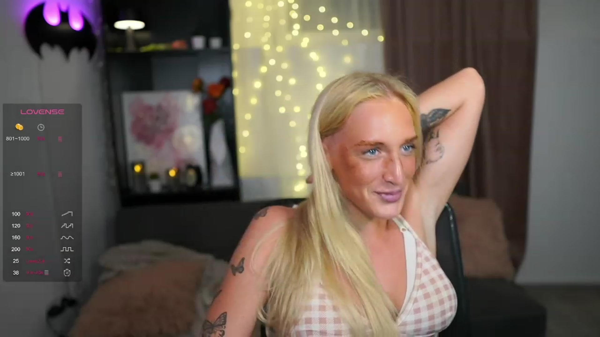 Gallery image thumbnail from NicoletteShea's myfreecams stream on, 08/25/2023, 17:44 image 13 of 20