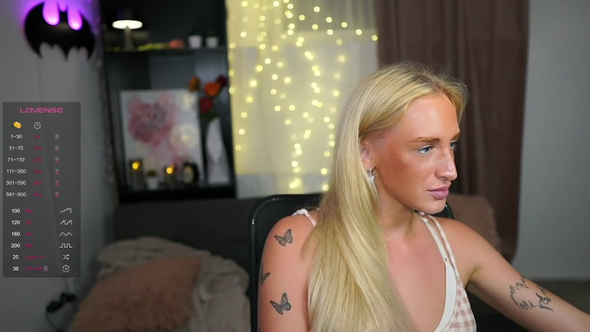 Gallery image thumbnail from NicoletteShea's myfreecams stream on, 08/25/2023, 17:44 image 15 of 20