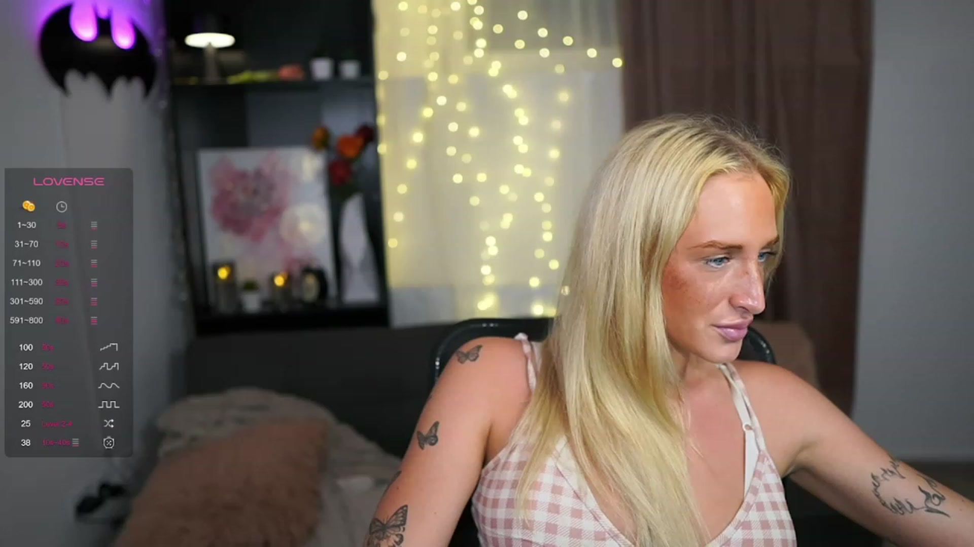 Gallery image thumbnail from NicoletteShea's myfreecams stream on, 08/25/2023, 17:44 image 5 of 20