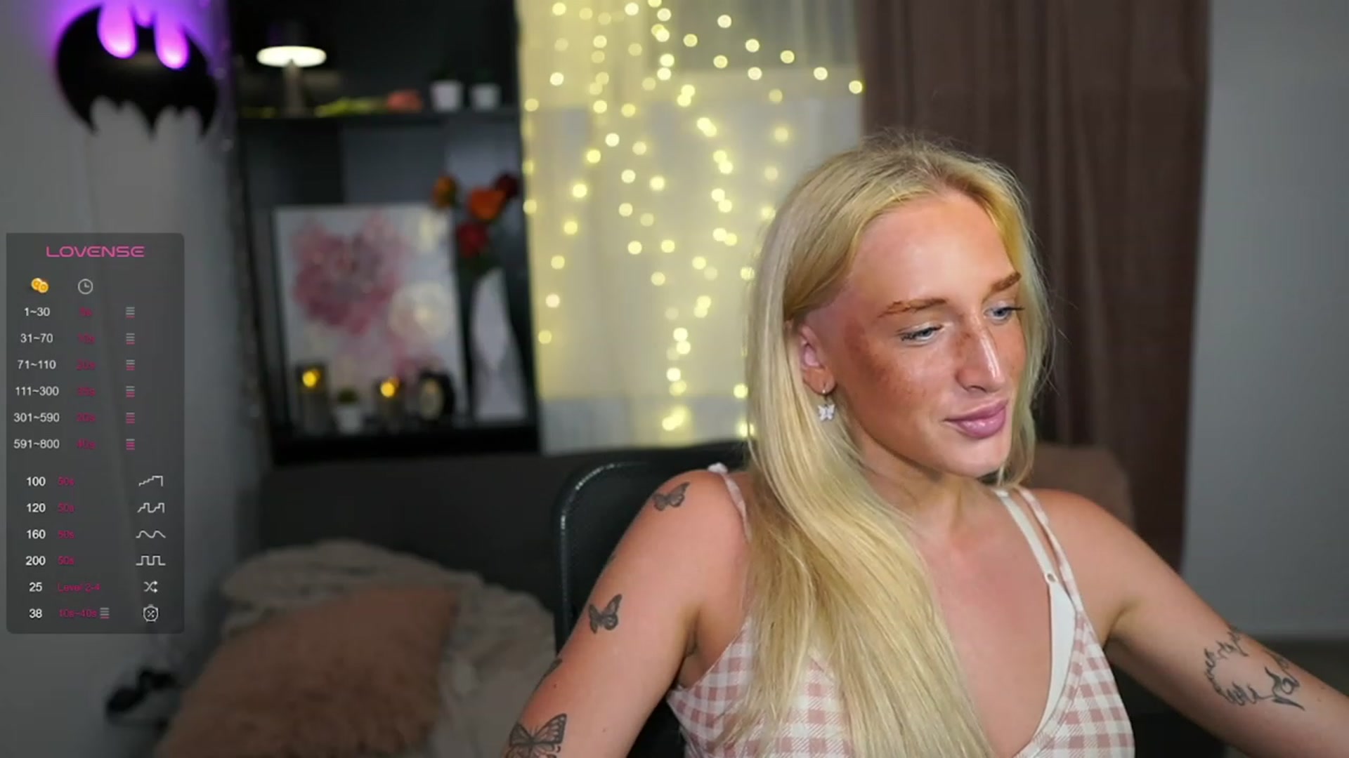 Gallery image thumbnail from NicoletteShea's myfreecams stream on, 08/25/2023, 17:44 image 11 of 20