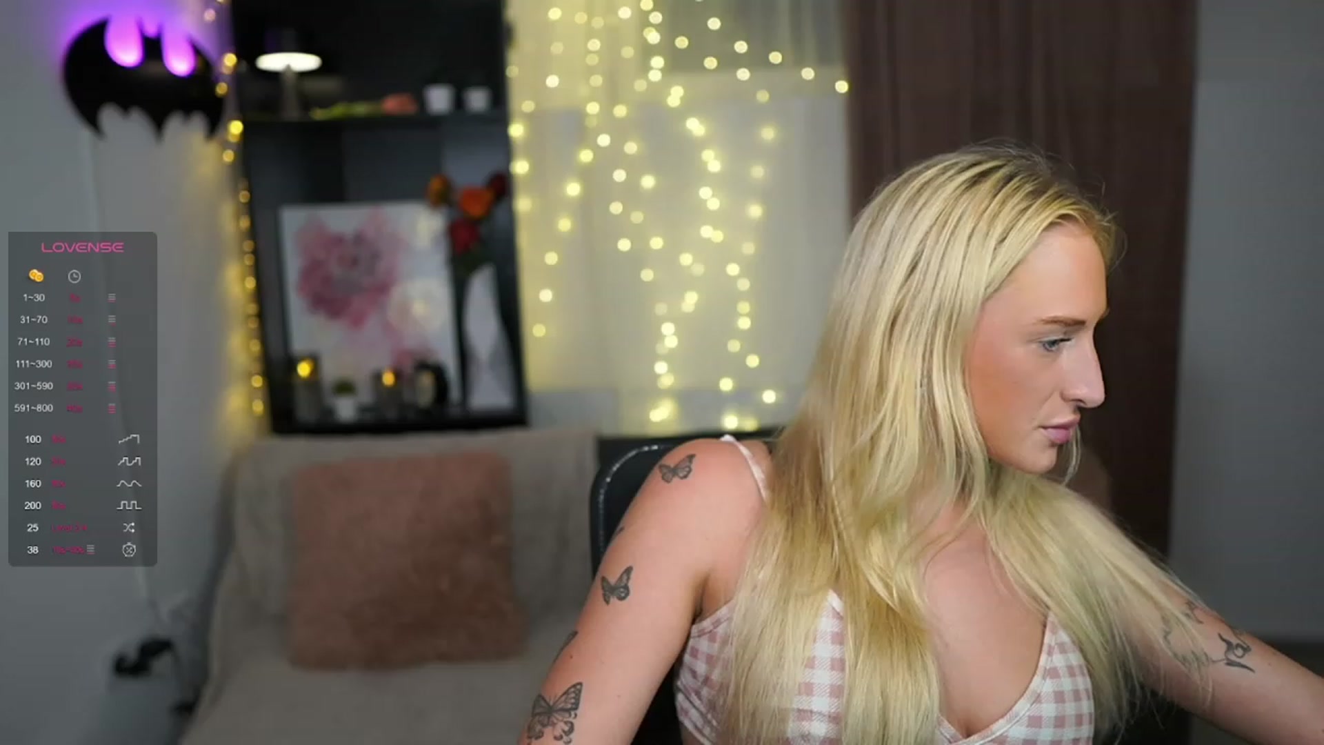 Gallery image thumbnail from NicoletteShea's myfreecams stream on, 08/27/2023, 19:36 image 2 of 20
