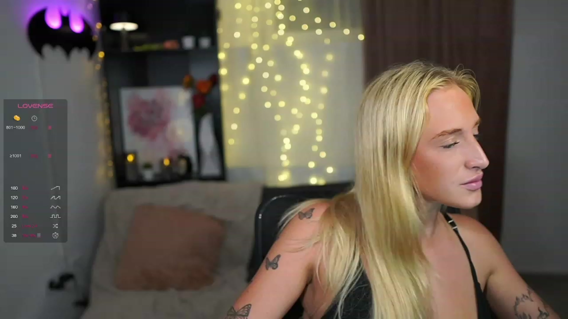 Gallery image thumbnail from NicoletteShea's myfreecams stream on, 08/27/2023, 21:36 image 7 of 20
