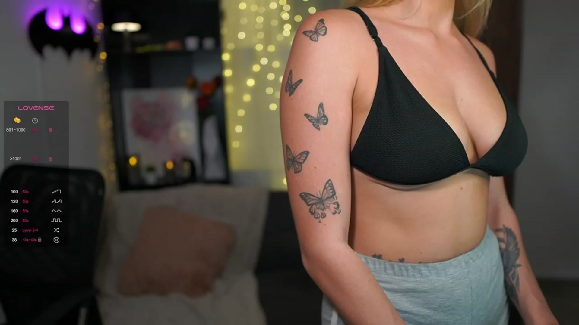 Gallery image thumbnail from NicoletteShea's myfreecams stream on, 08/27/2023, 21:53 image 14 of 20