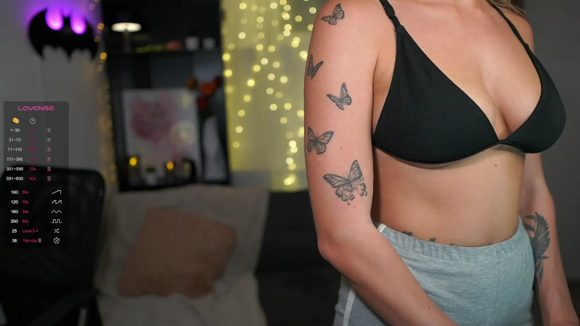 Gallery image thumbnail from NicoletteShea's myfreecams stream on, 08/27/2023, 21:53 image 15 of 20