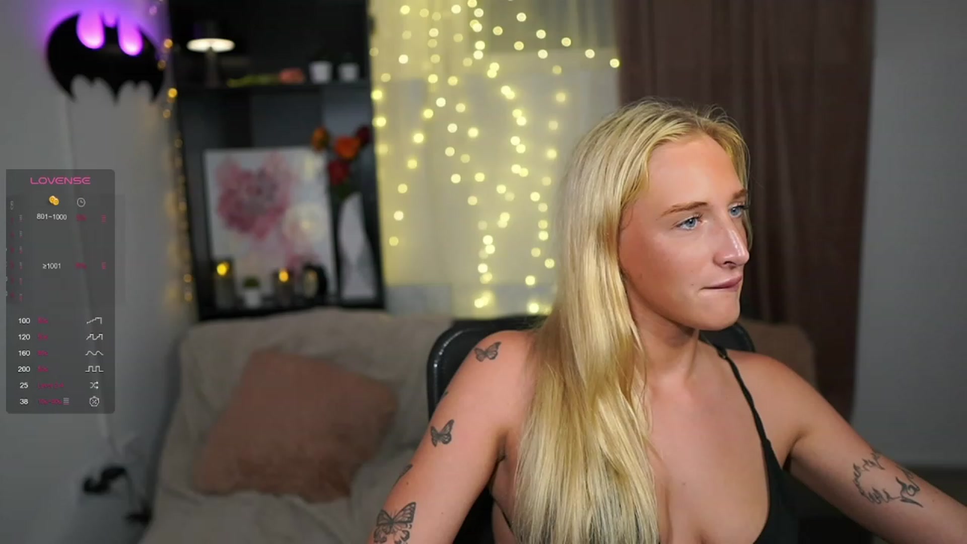 Gallery image thumbnail from NicoletteShea's myfreecams stream on, 08/27/2023, 23:21 image 12 of 20