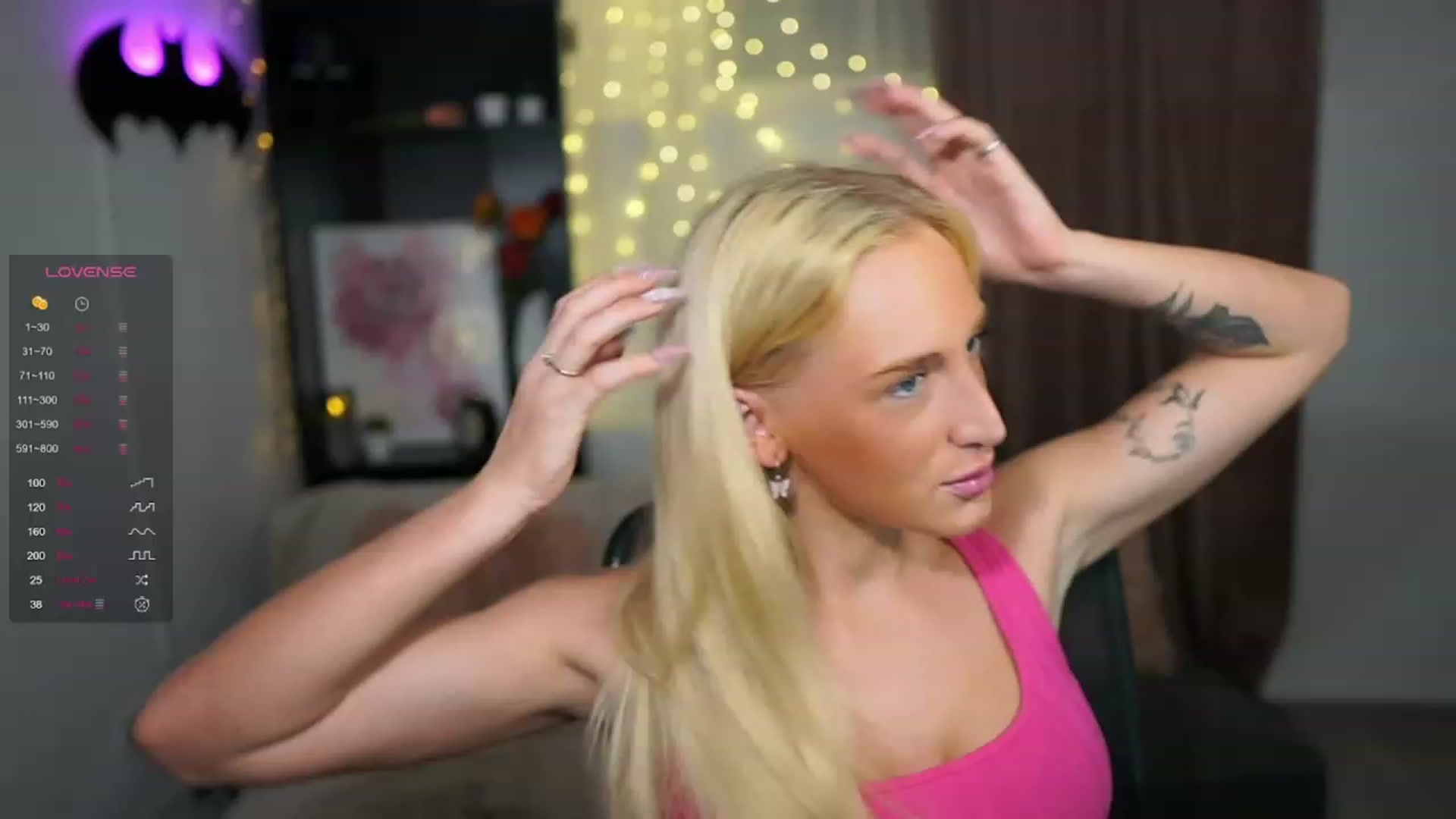 Gallery image thumbnail from NicoletteShea's myfreecams stream on, 08/29/2023, 14:31 image 6 of 20