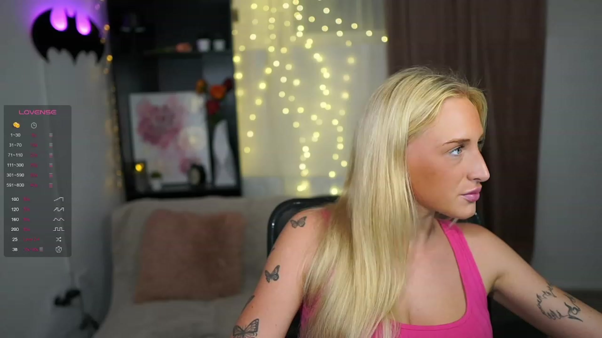 Gallery image thumbnail from NicoletteShea's myfreecams stream on, 08/29/2023, 14:31 image 7 of 20