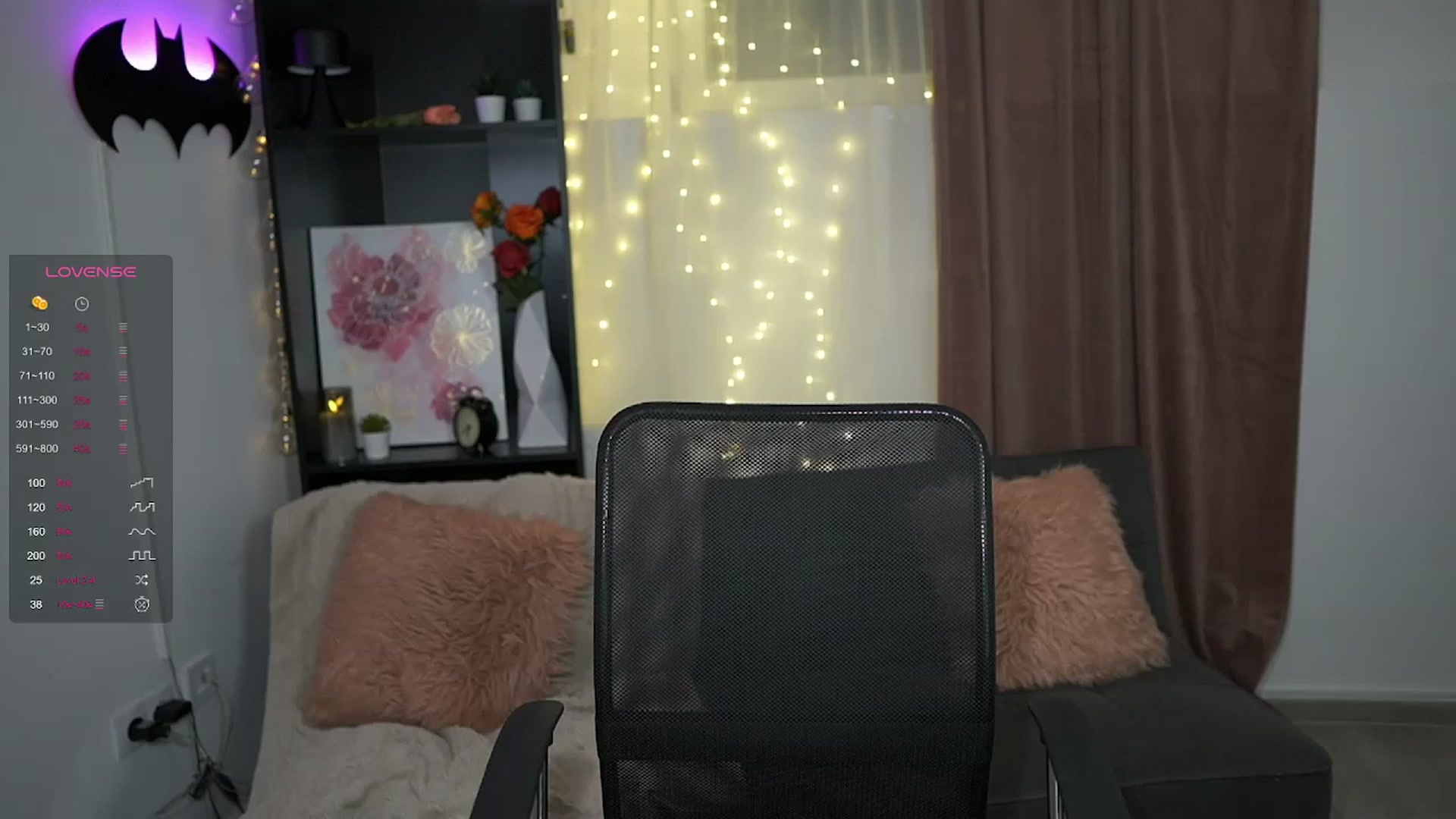 Gallery image thumbnail from NicoletteShea's myfreecams stream on, 08/29/2023, 19:47 image 8 of 20