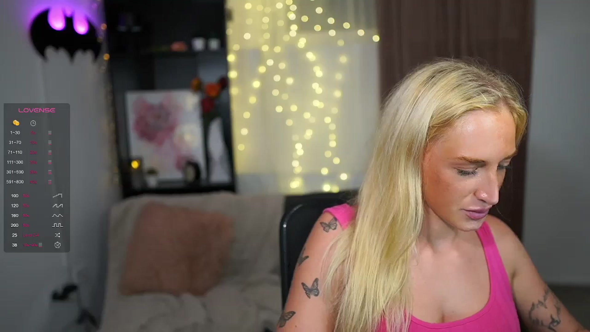 Gallery image thumbnail from NicoletteShea's myfreecams stream on, 08/29/2023, 19:47 image 16 of 20