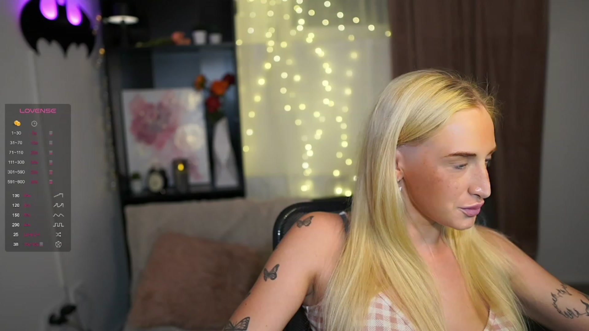Gallery image thumbnail from NicoletteShea's myfreecams stream on, 08/31/2023, 22:50 image 6 of 20