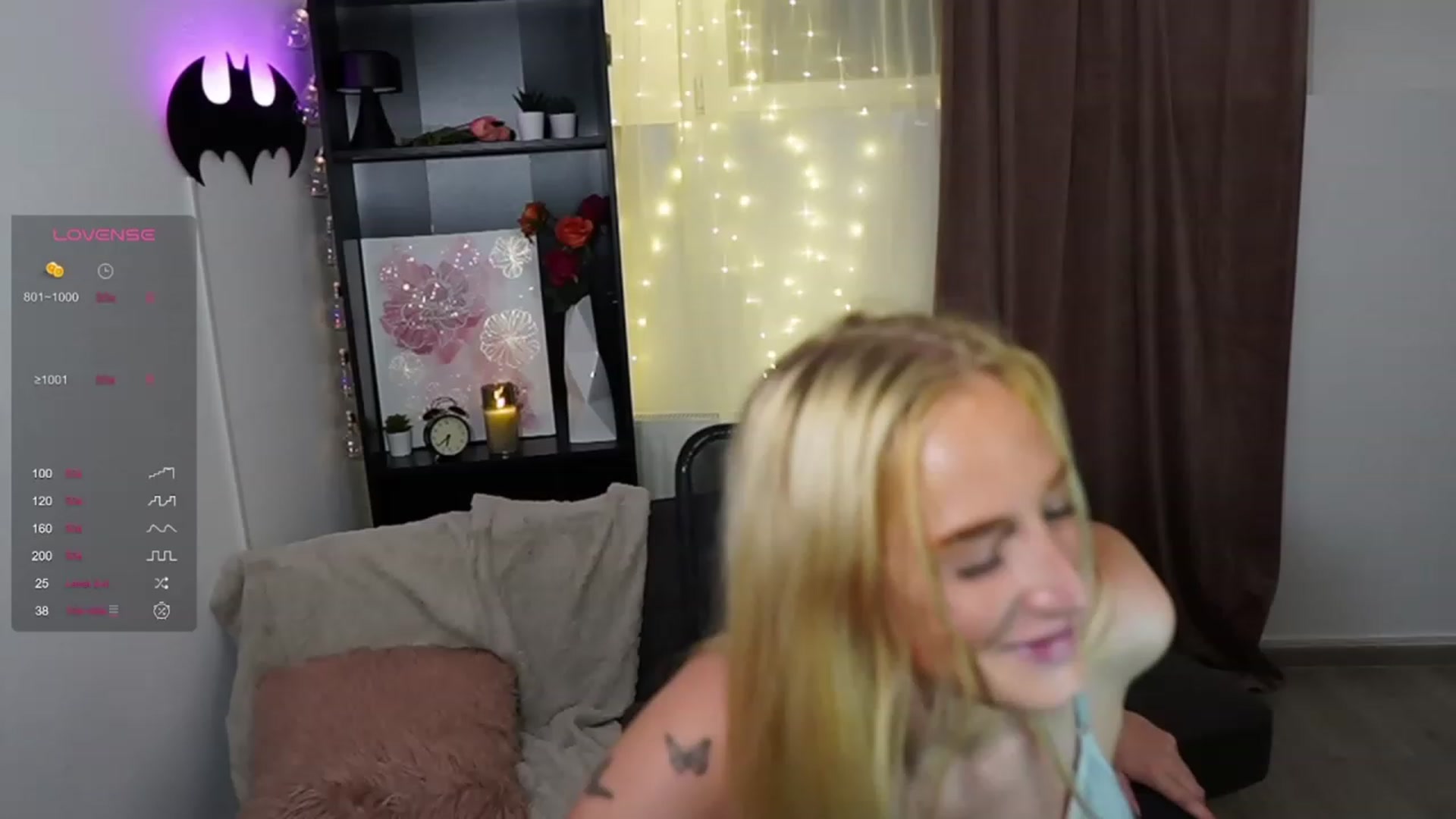 Gallery image thumbnail from NicoletteShea's myfreecams stream on, 09/05/2023, 19:31 image 18 of 20