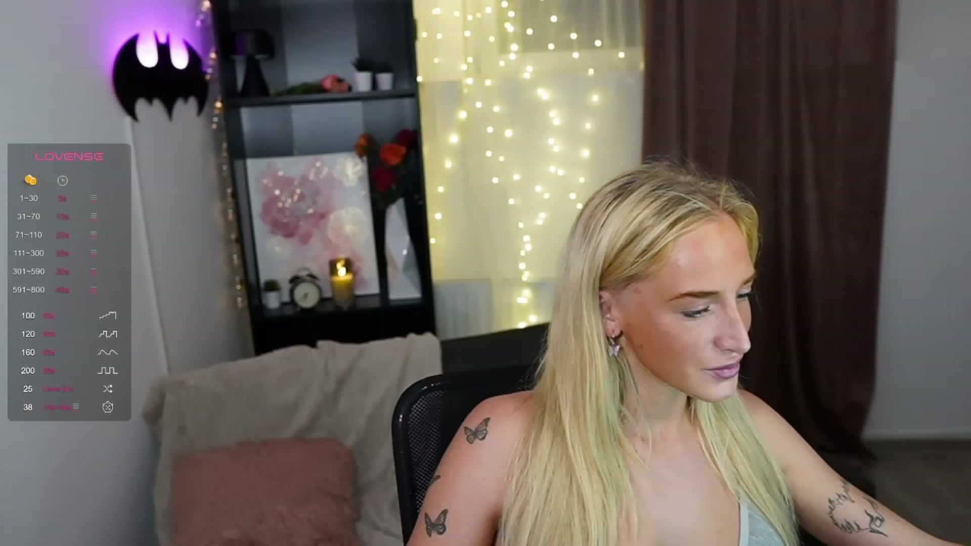 Gallery image thumbnail from NicoletteShea's myfreecams stream on, 09/05/2023, 19:31 image 7 of 20