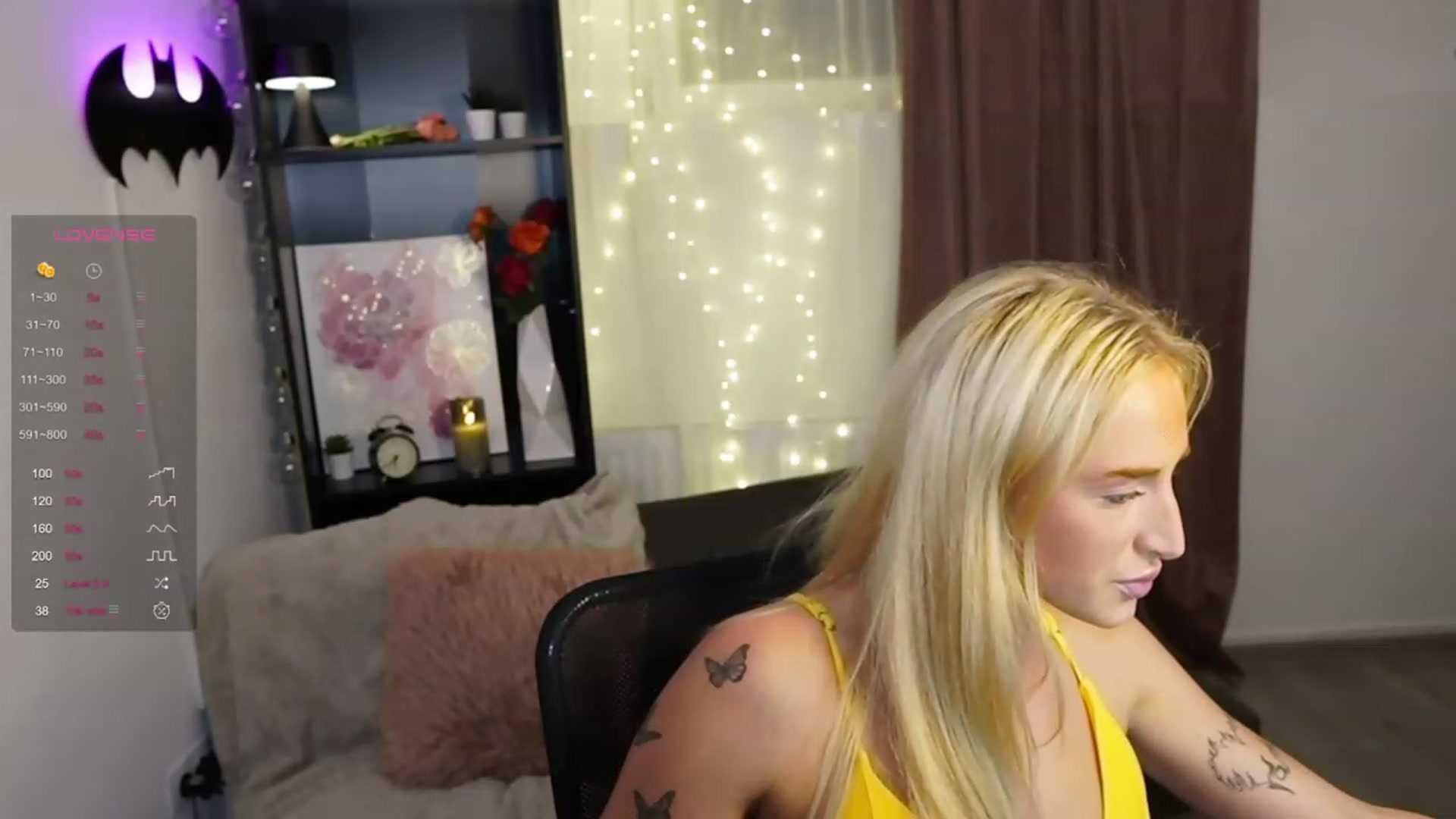 Gallery image thumbnail from NicoletteShea's myfreecams stream on, 09/06/2023, 18:28 image 10 of 20
