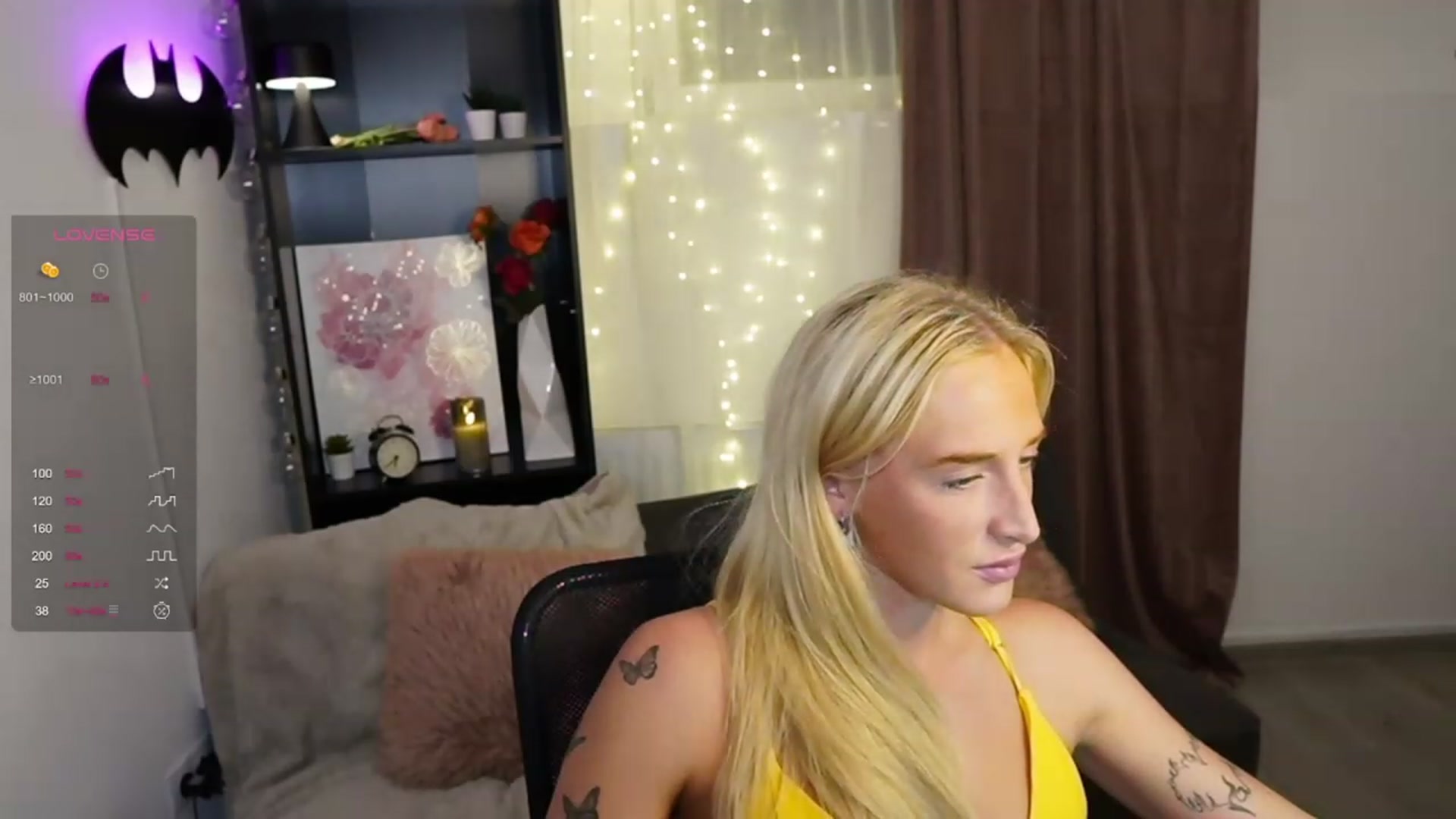 Gallery image thumbnail from NicoletteShea's myfreecams stream on, 09/06/2023, 18:28 image 16 of 20