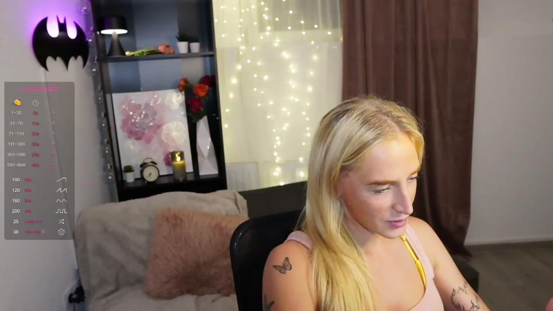Gallery image thumbnail from NicoletteShea's myfreecams stream on, 09/06/2023, 18:55 image 11 of 20