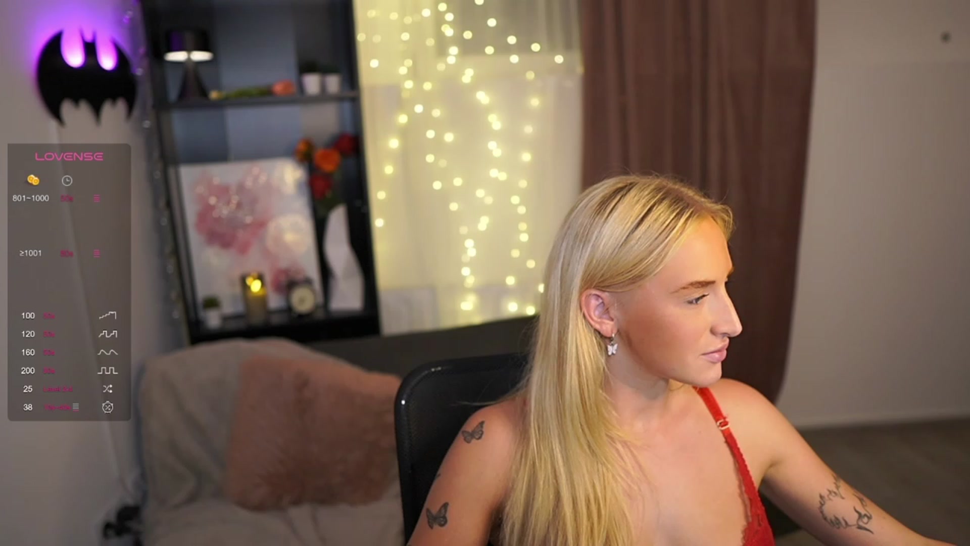 Gallery image thumbnail from NicoletteShea's myfreecams stream on, 09/07/2023, 23:09 image 16 of 20