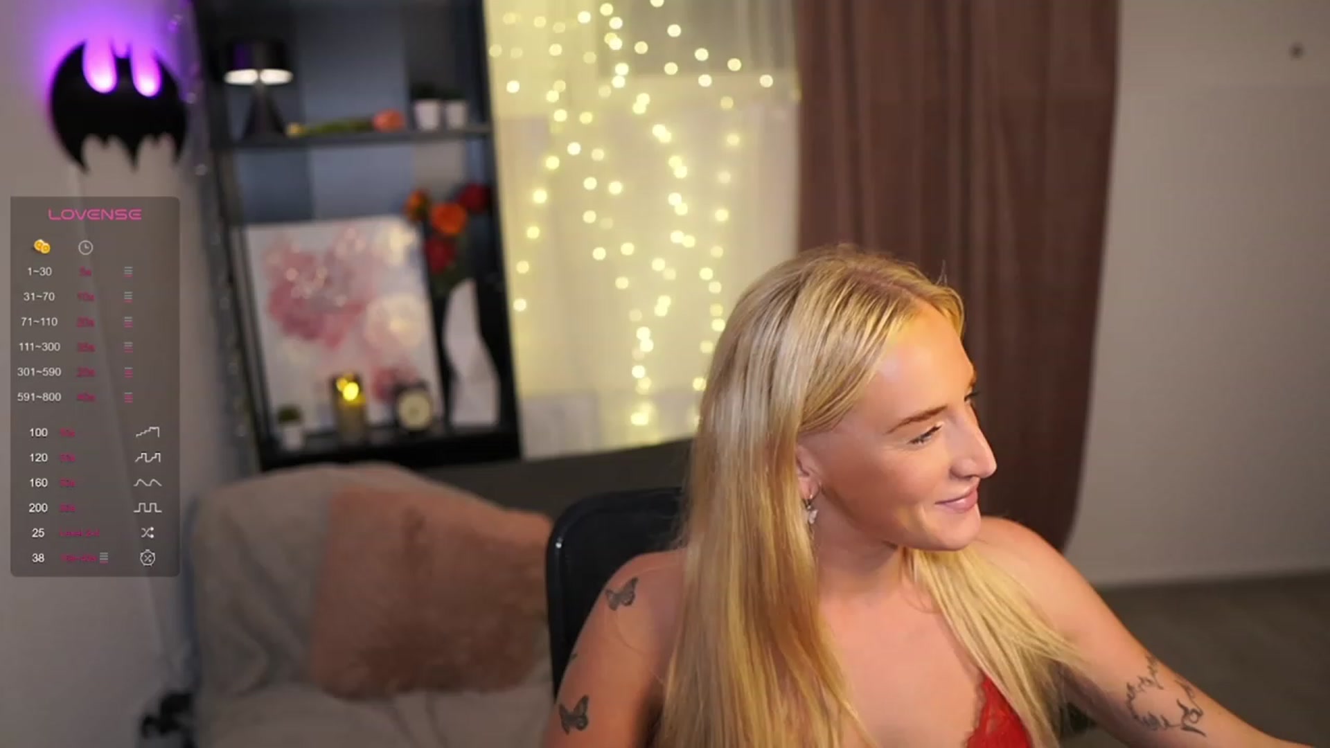 Gallery image thumbnail from NicoletteShea's myfreecams stream on, 09/07/2023, 23:09 image 4 of 20