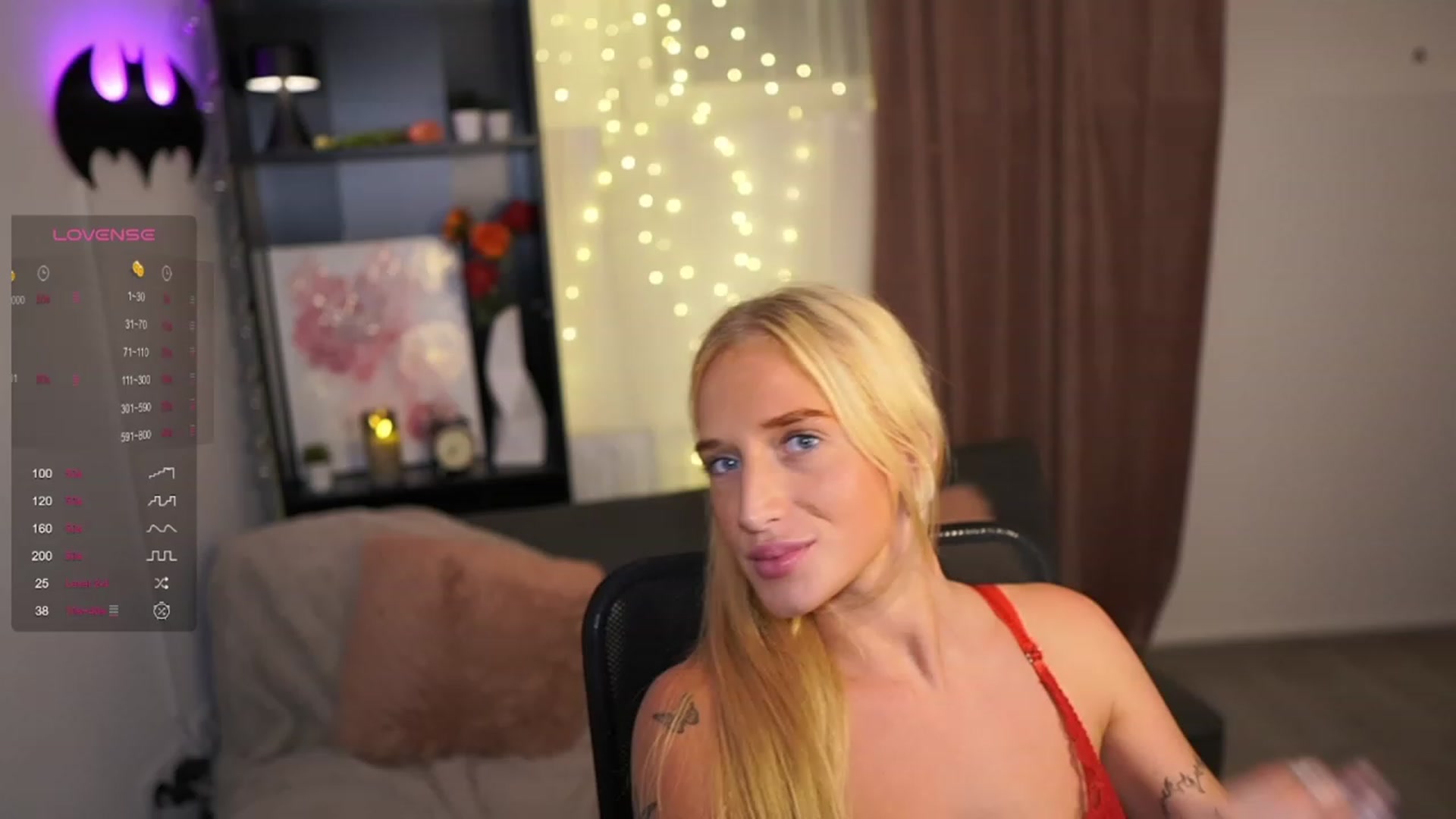 Gallery image thumbnail from NicoletteShea's myfreecams stream on, 09/07/2023, 23:09 image 5 of 20