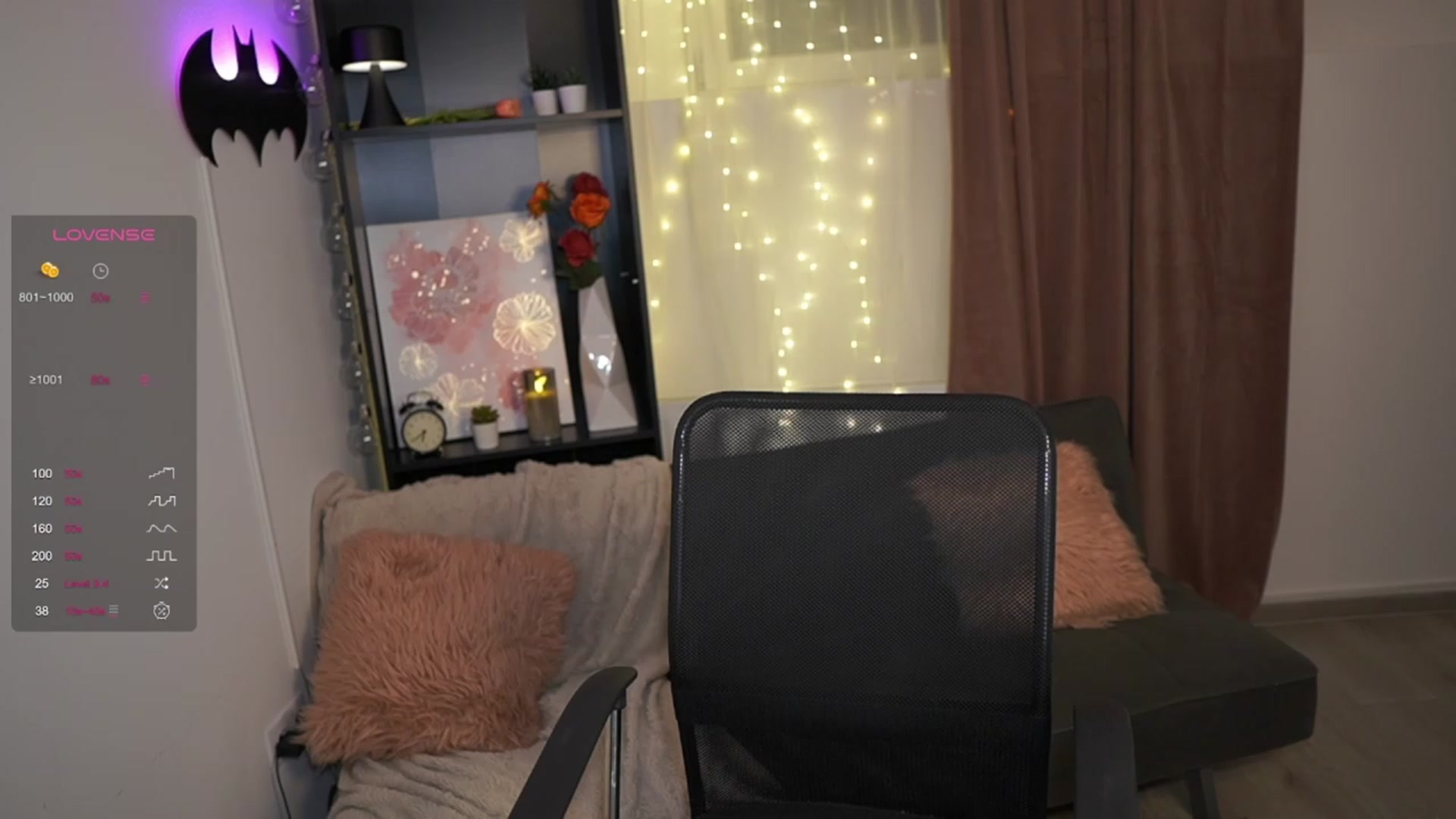 Gallery image thumbnail from NicoletteShea's myfreecams stream on, 09/12/2023, 20:30 image 2 of 20