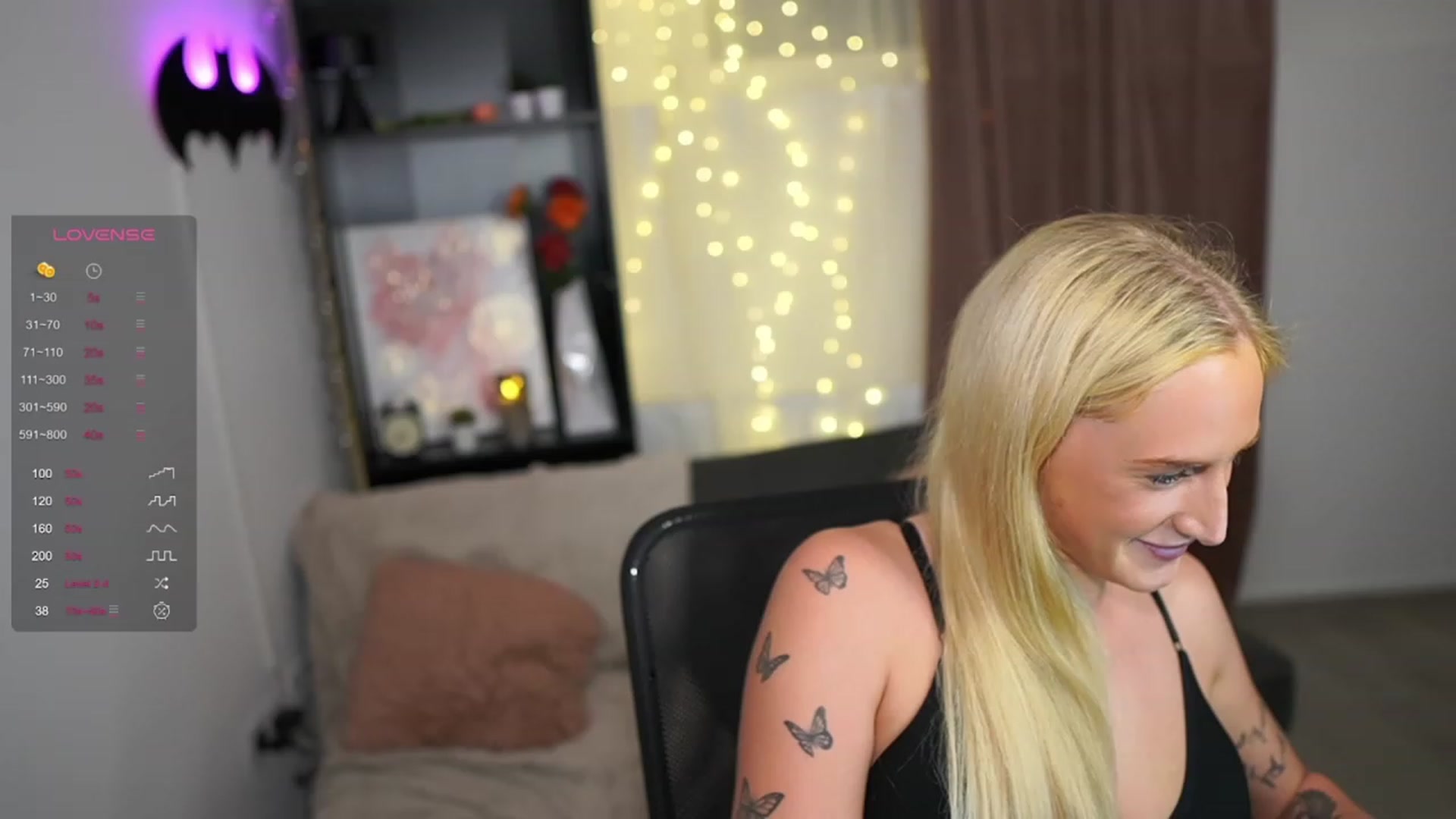 Gallery image thumbnail from NicoletteShea's myfreecams stream on, 09/13/2023, 19:13 image 1 of 20