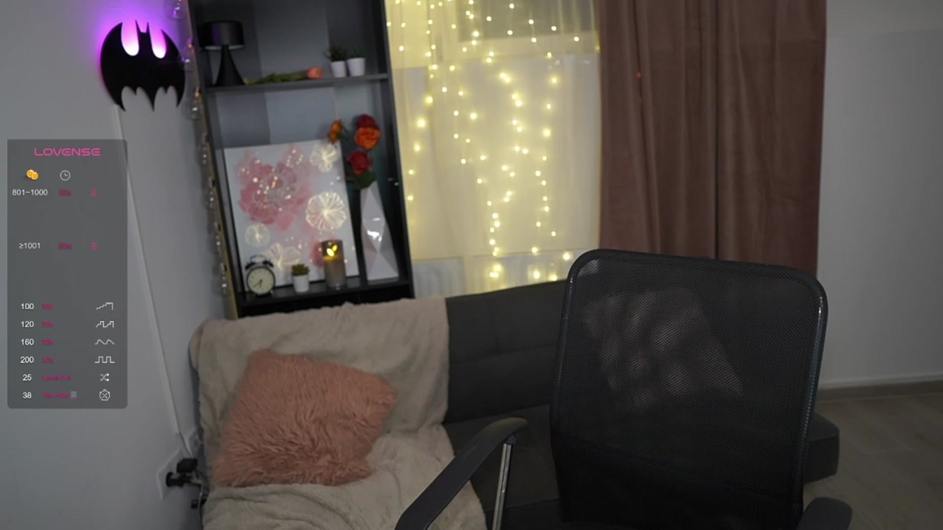 Gallery image thumbnail from NicoletteShea's myfreecams stream on, 09/13/2023, 20:16 image 8 of 20