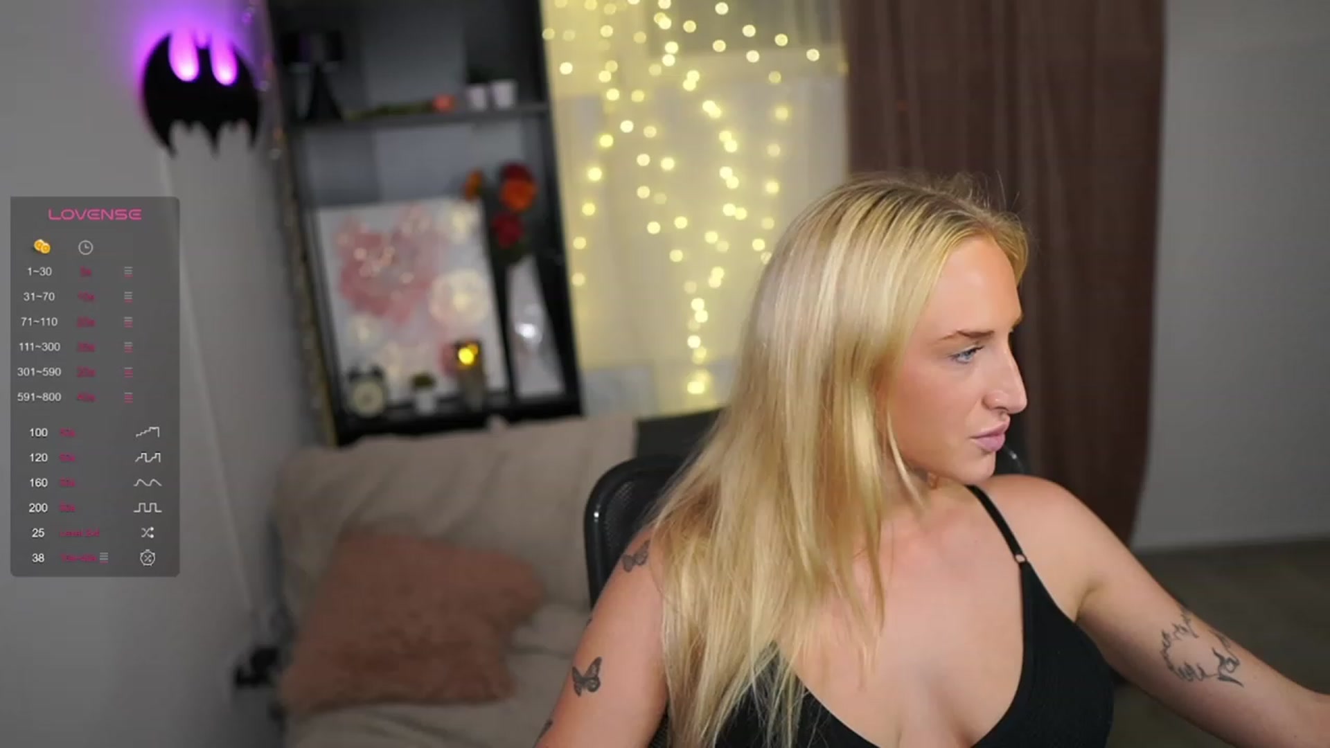 Gallery image thumbnail from NicoletteShea's myfreecams stream on, 09/13/2023, 23:08 image 7 of 20