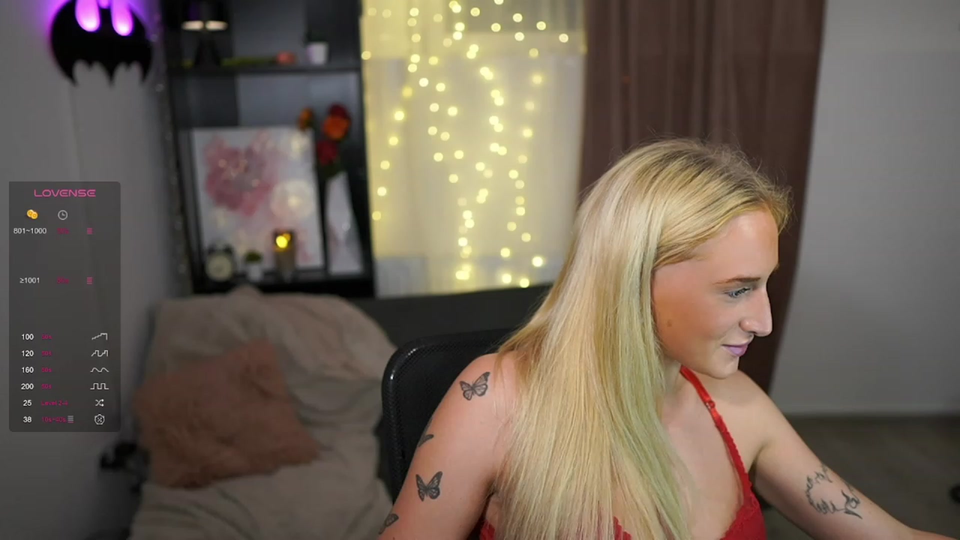 Gallery image thumbnail from NicoletteShea's myfreecams stream on, 09/14/2023, 20:17 image 14 of 20