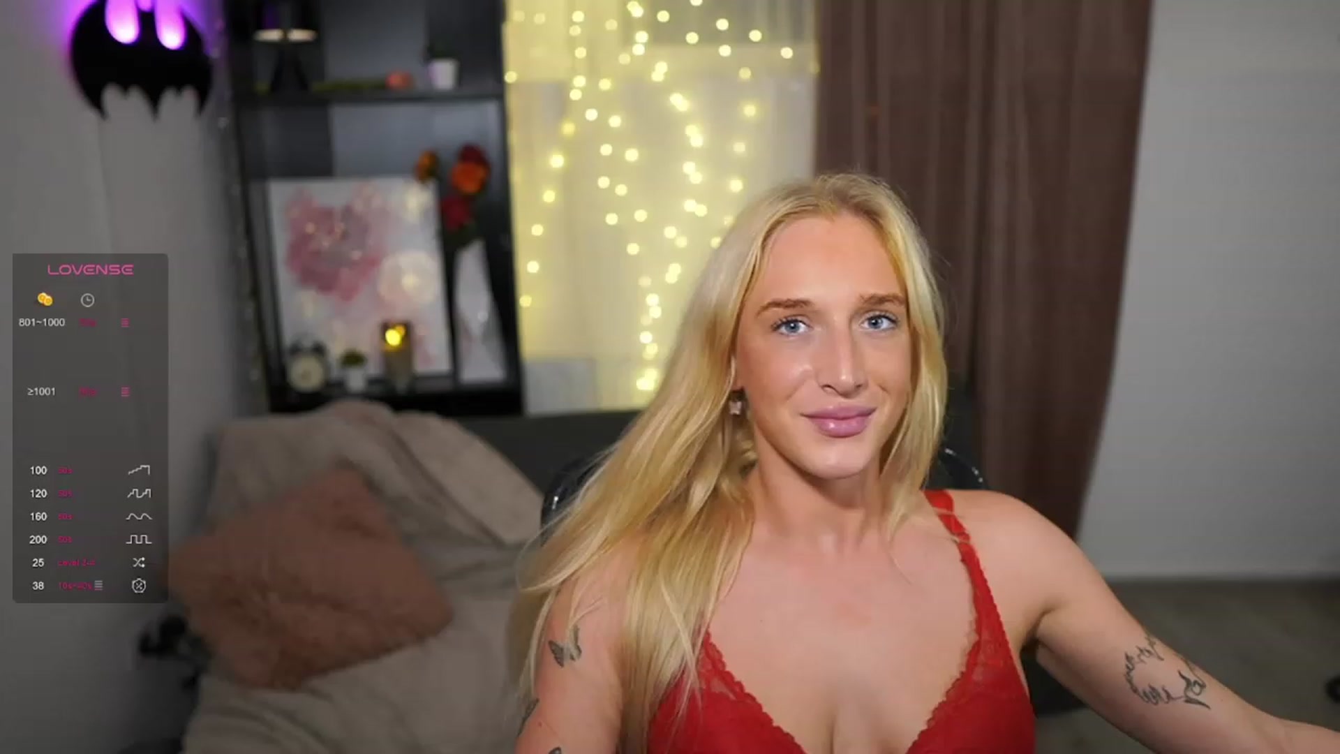 Gallery image thumbnail from NicoletteShea's myfreecams stream on, 09/14/2023, 22:25 image 4 of 20