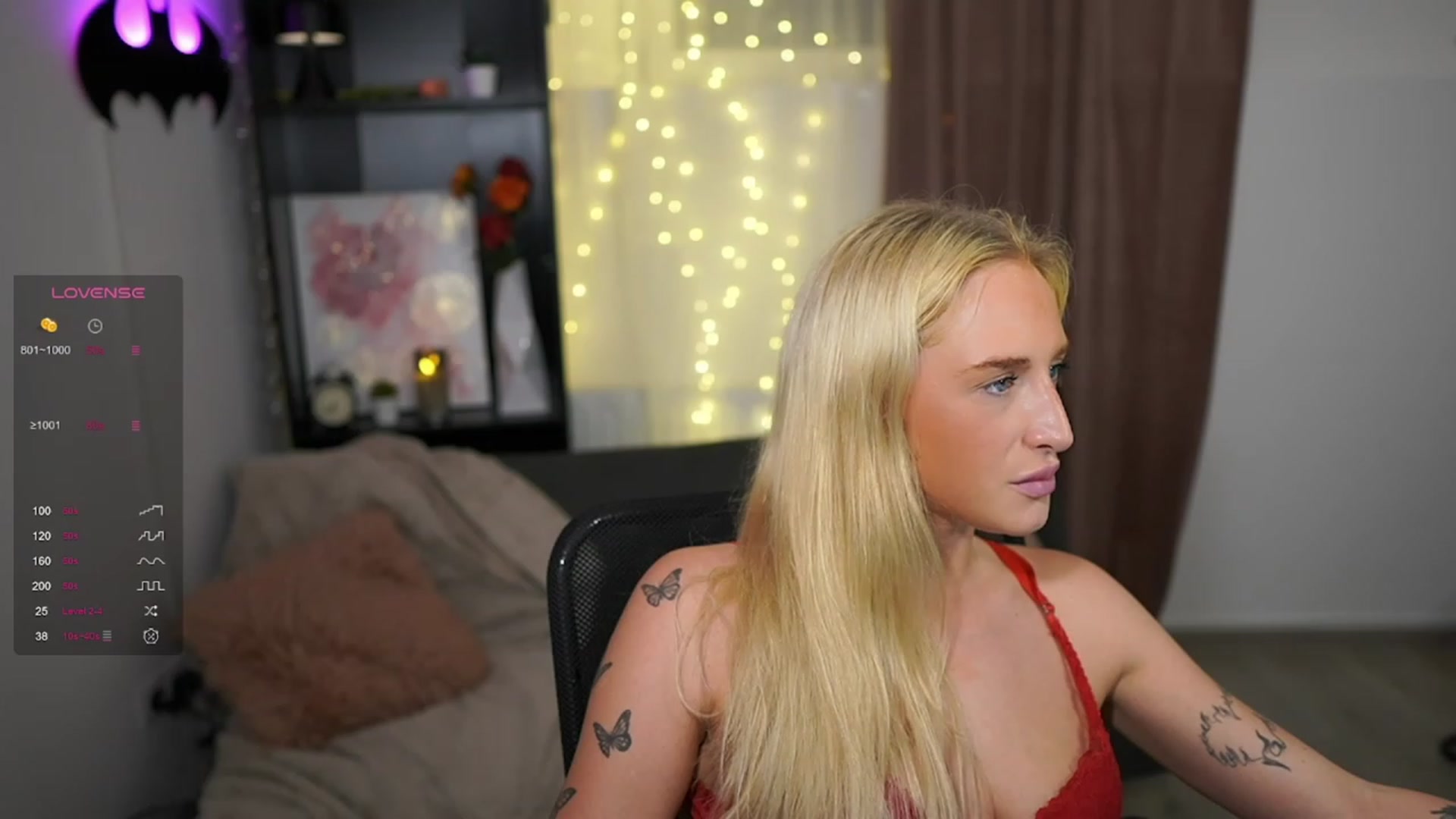 Gallery image thumbnail from NicoletteShea's myfreecams stream on, 09/14/2023, 22:25 image 1 of 20