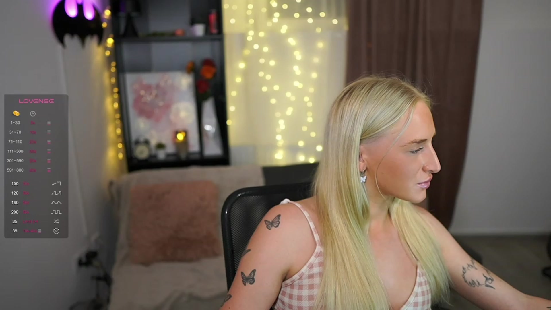 Gallery image thumbnail from NicoletteShea's myfreecams stream on, 09/17/2023, 19:18 image 3 of 20