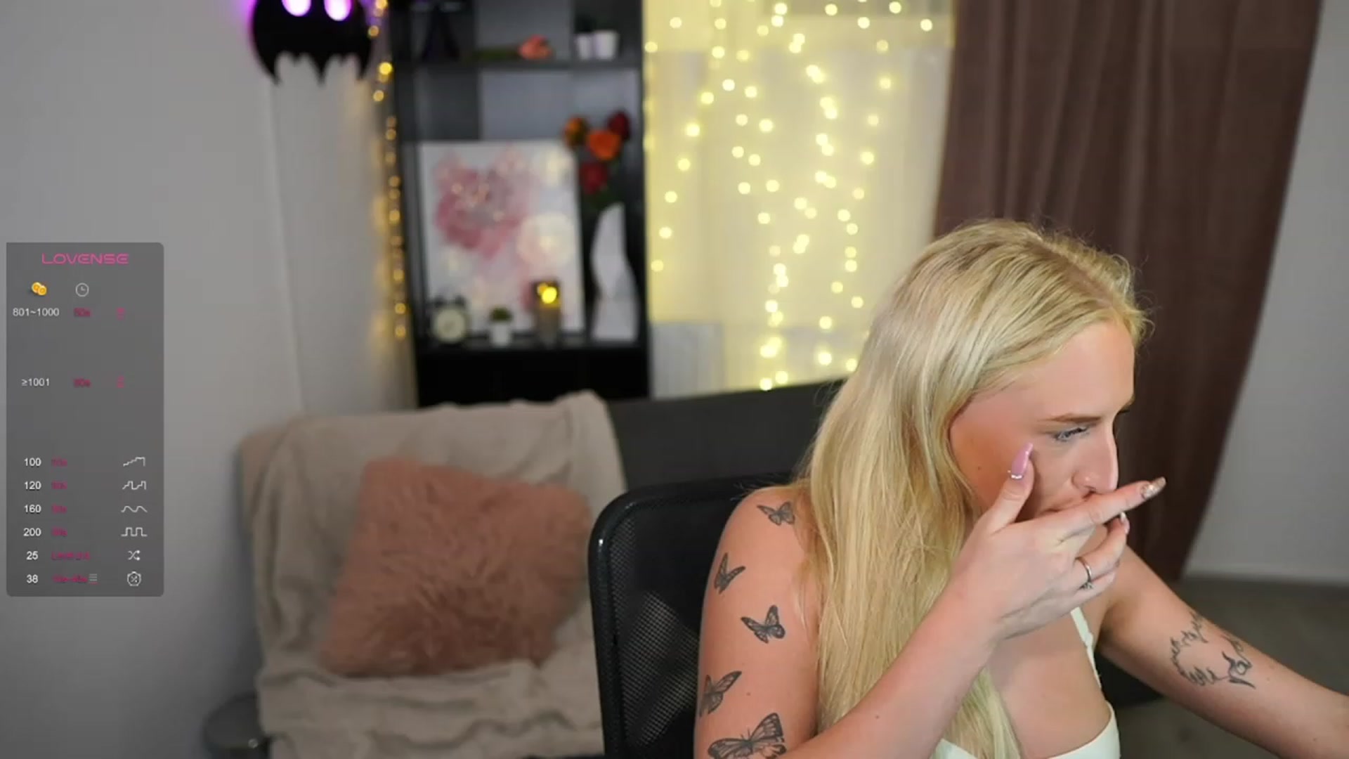 Gallery image thumbnail from NicoletteShea's myfreecams stream on, 09/22/2023, 21:41 image 11 of 20