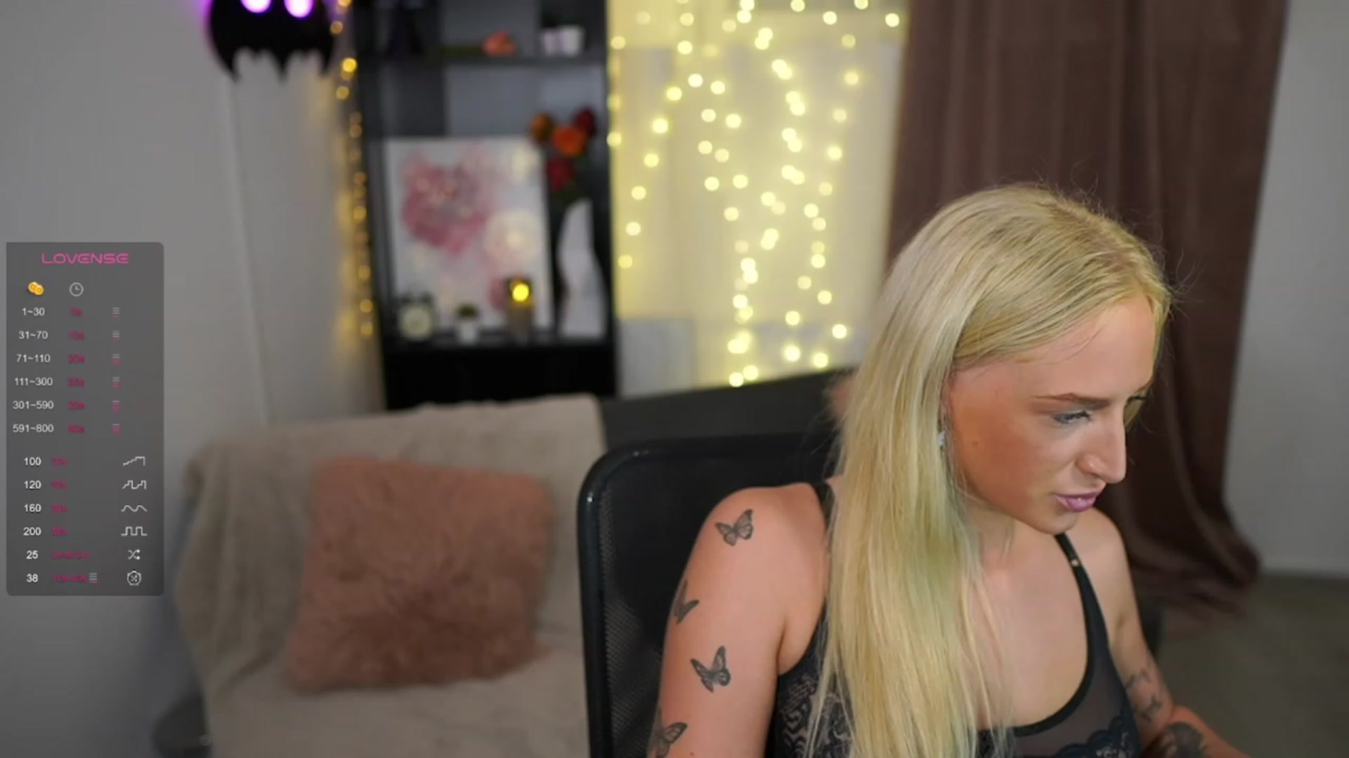 Gallery image thumbnail from NicoletteShea's myfreecams stream on, 09/23/2023, 13:01 image 10 of 20