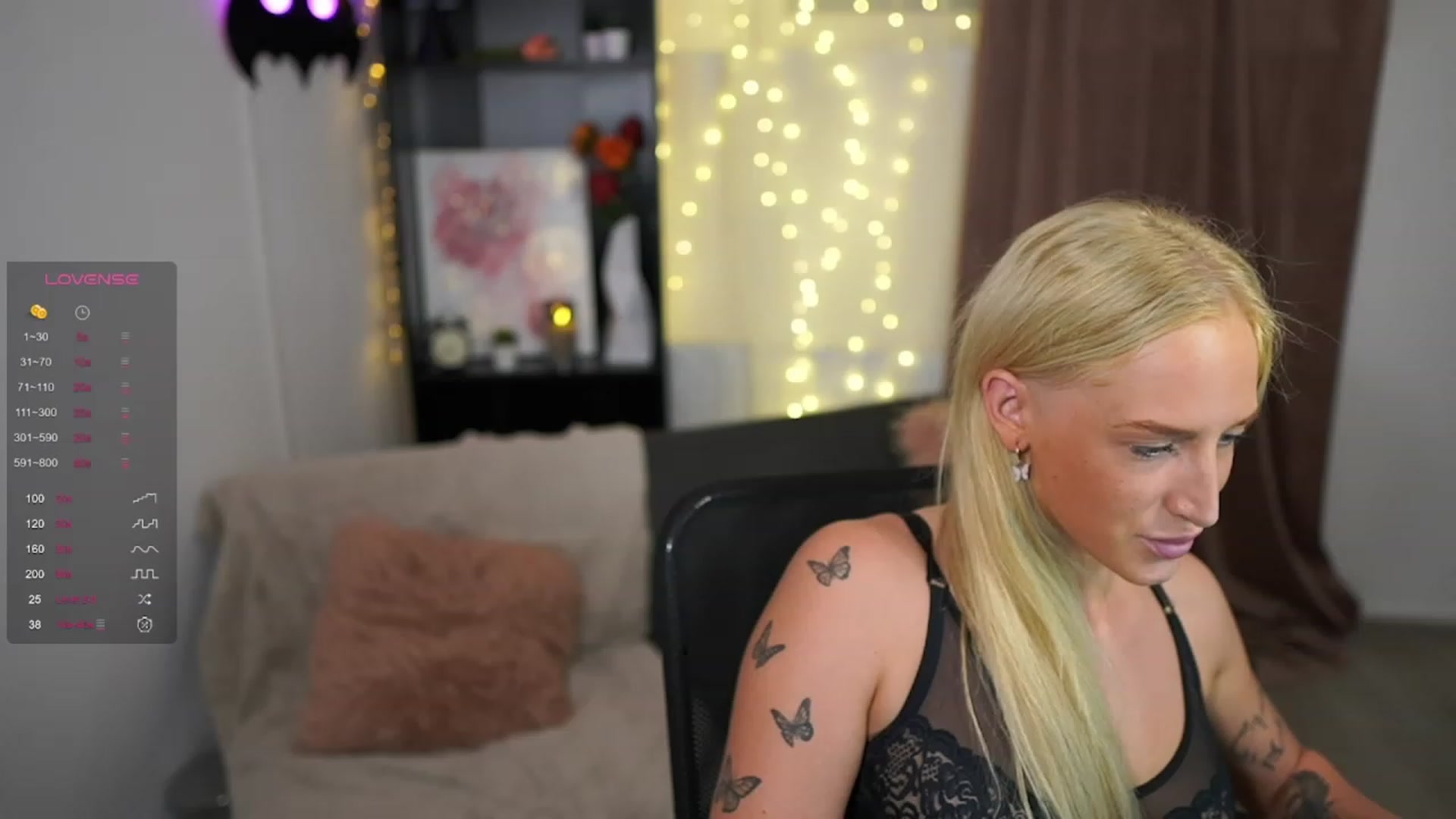 Gallery image thumbnail from NicoletteShea's myfreecams stream on, 09/23/2023, 14:24 image 10 of 20