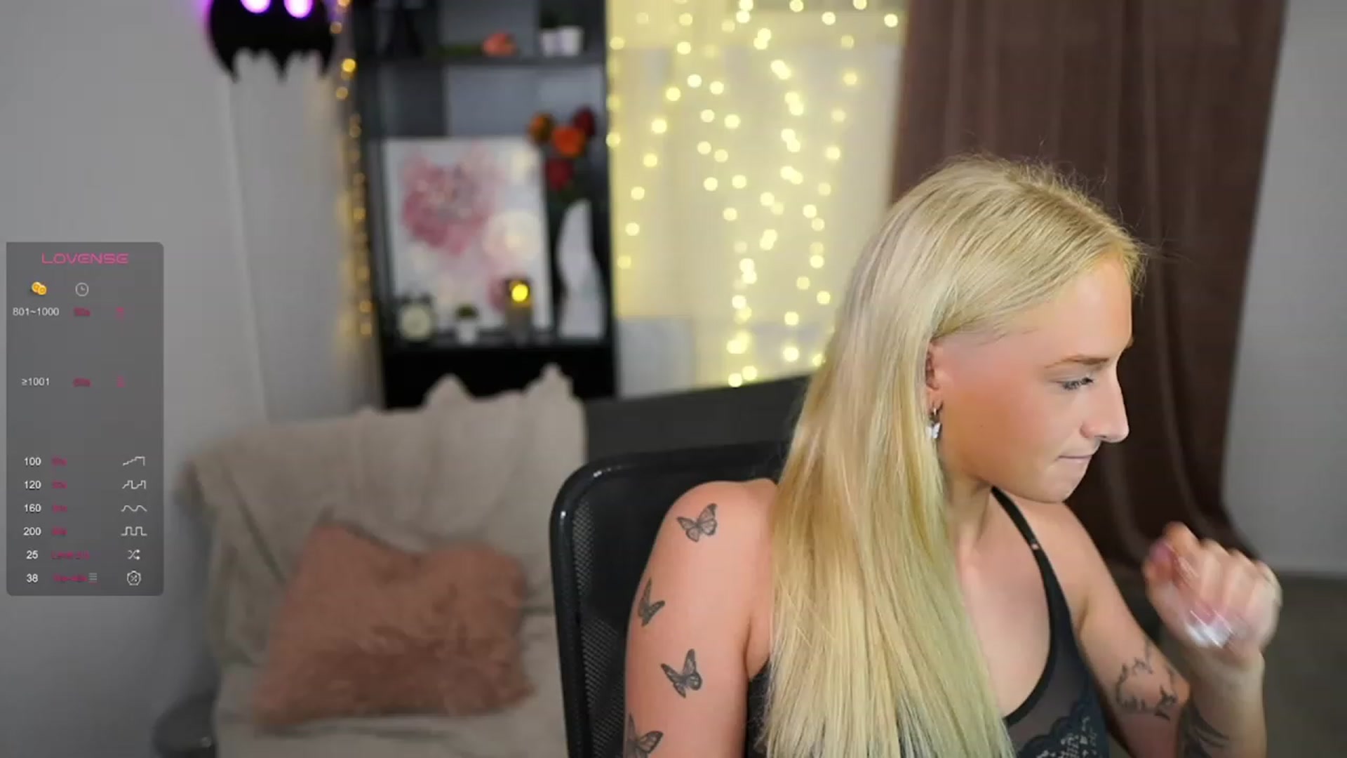 Gallery image thumbnail from NicoletteShea's myfreecams stream on, 09/23/2023, 15:09 image 5 of 20