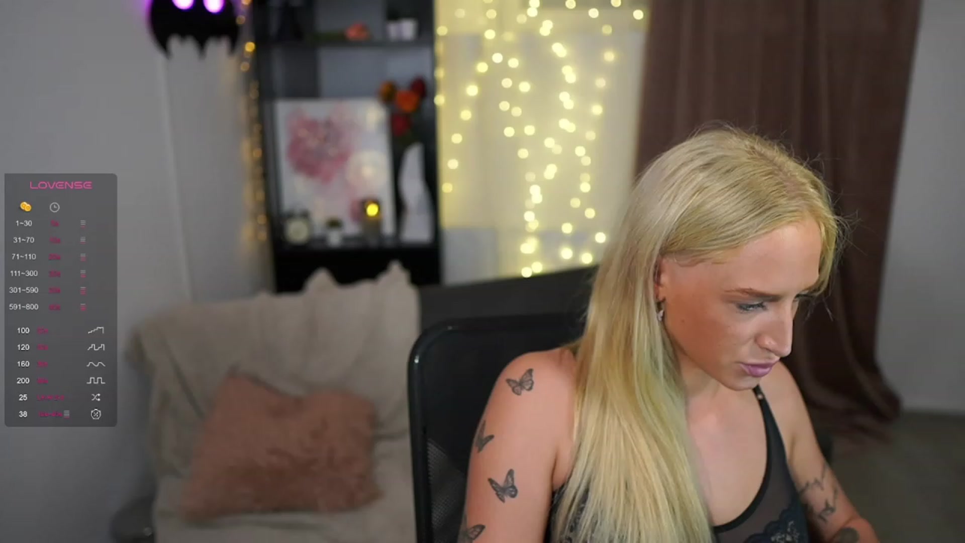 Gallery image thumbnail from NicoletteShea's myfreecams stream on, 09/23/2023, 15:09 image 10 of 20