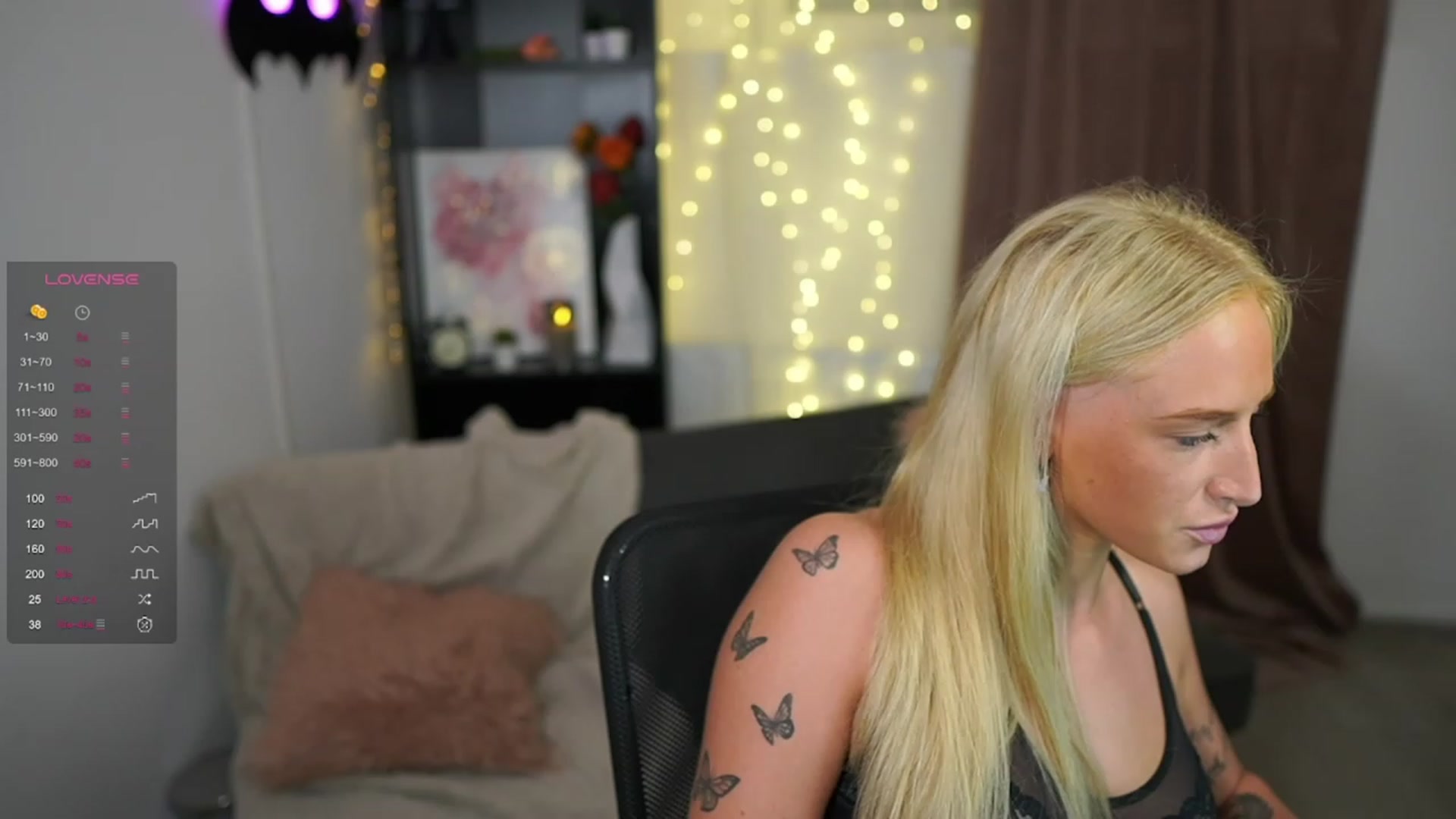 Gallery image thumbnail from NicoletteShea's myfreecams stream on, 09/23/2023, 15:53 image 11 of 20