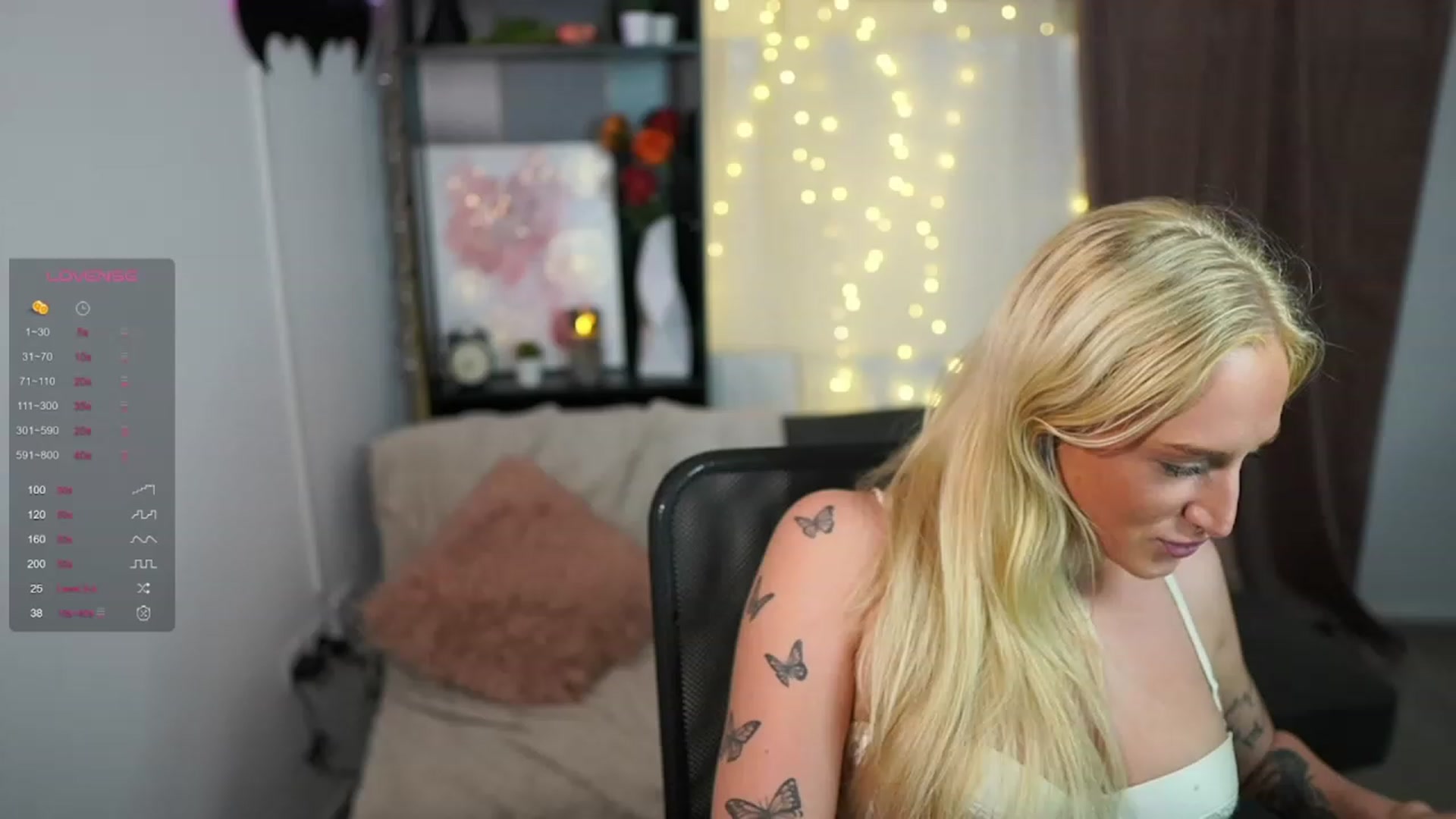 Gallery image thumbnail from NicoletteShea's myfreecams stream on, 09/26/2023, 19:23 image 13 of 20