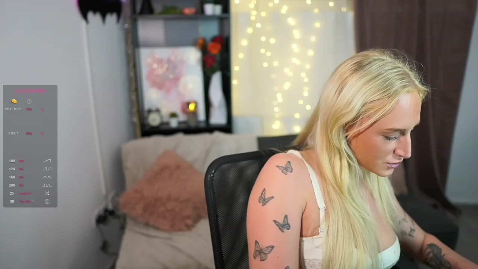 Gallery image thumbnail from NicoletteShea's myfreecams stream on, 09/26/2023, 19:23 image 5 of 20