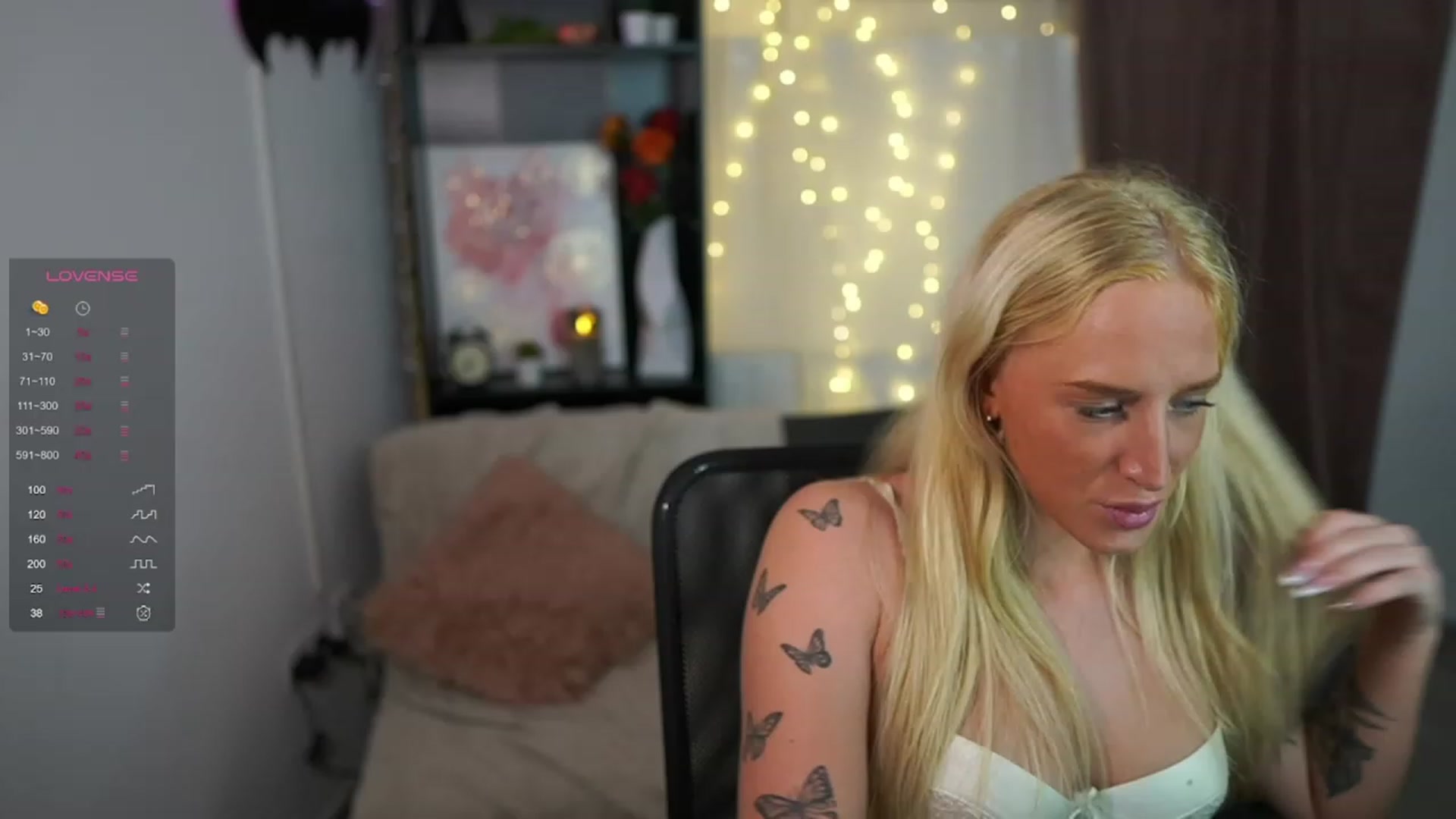 Gallery image thumbnail from NicoletteShea's myfreecams stream on, 09/26/2023, 19:23 image 6 of 20