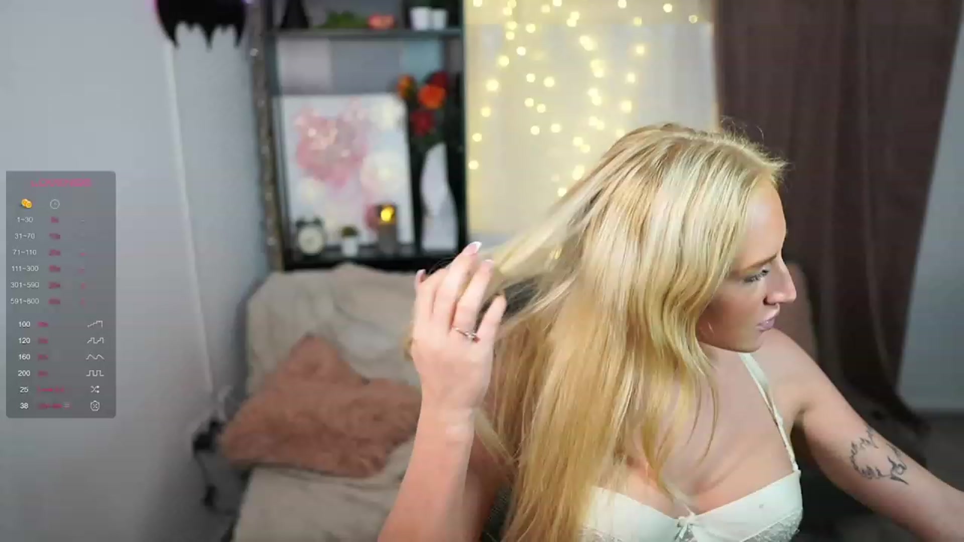 Gallery image thumbnail from NicoletteShea's myfreecams stream on, 09/26/2023, 21:28 image 17 of 20