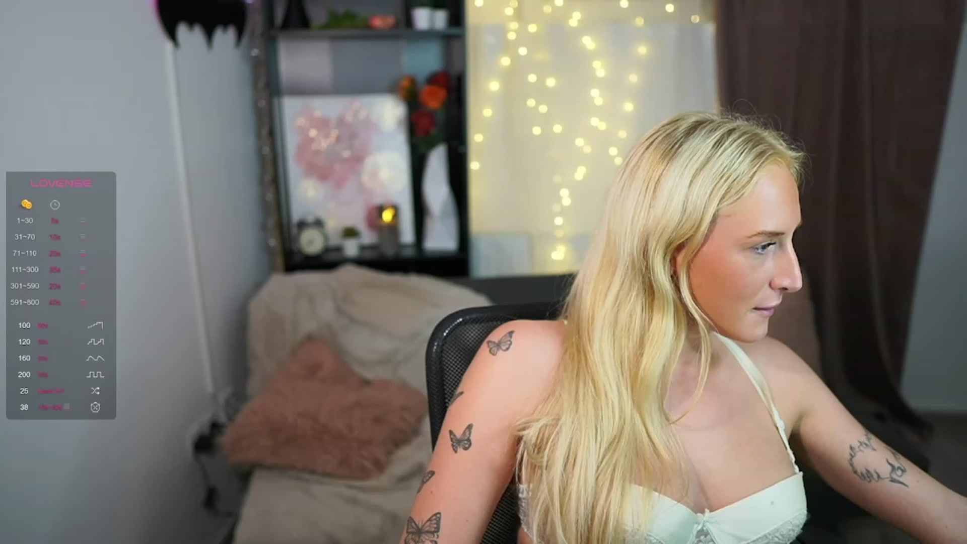 Gallery image thumbnail from NicoletteShea's myfreecams stream on, 09/26/2023, 21:28 image 13 of 20