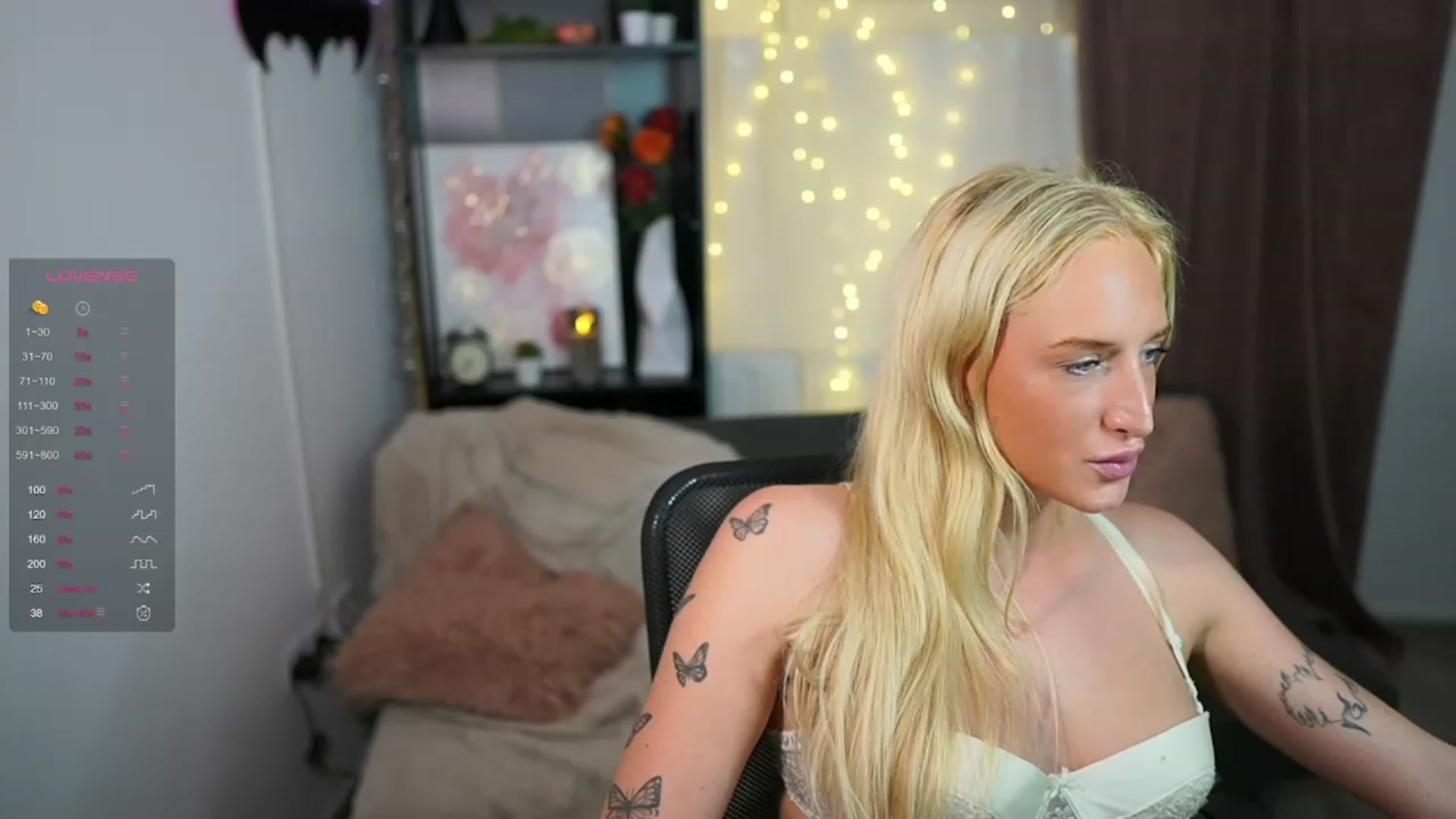 Gallery image thumbnail from NicoletteShea's myfreecams stream on, 09/26/2023, 21:28 image 15 of 20