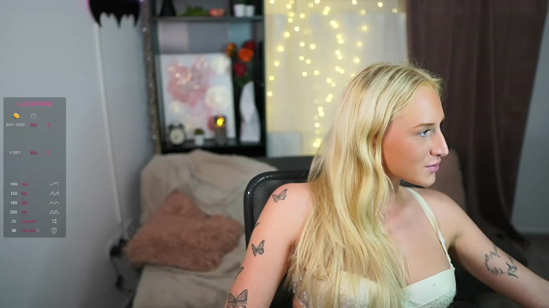 Gallery image thumbnail from NicoletteShea's myfreecams stream on, 09/26/2023, 21:28 image 16 of 20